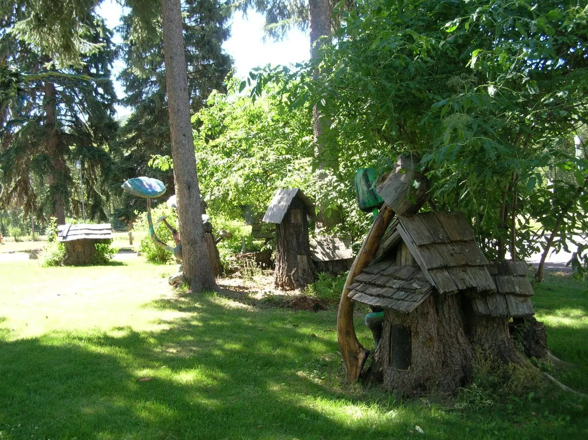 Garden in Little River Motel Saint Regis