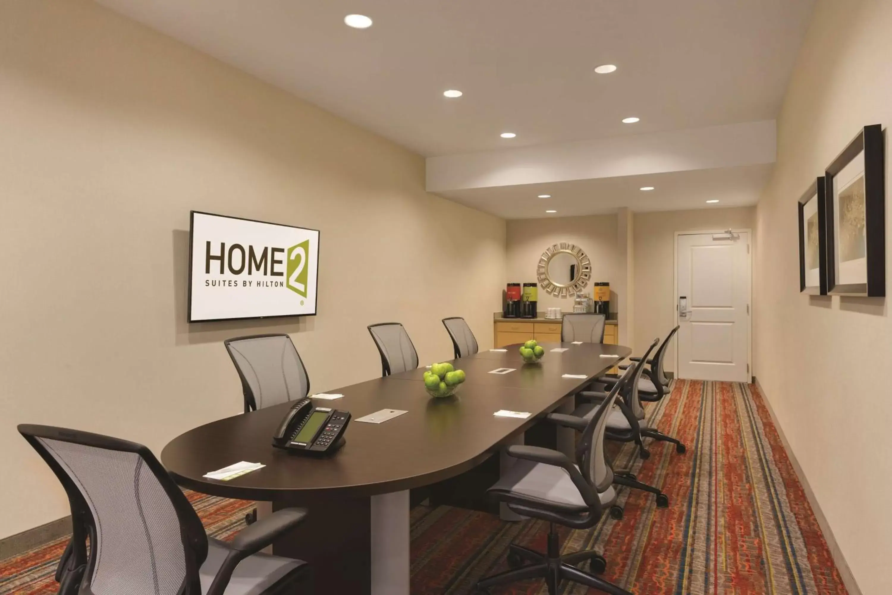 Meeting/conference room in Home2 Suites by Hilton Parc Lafayette