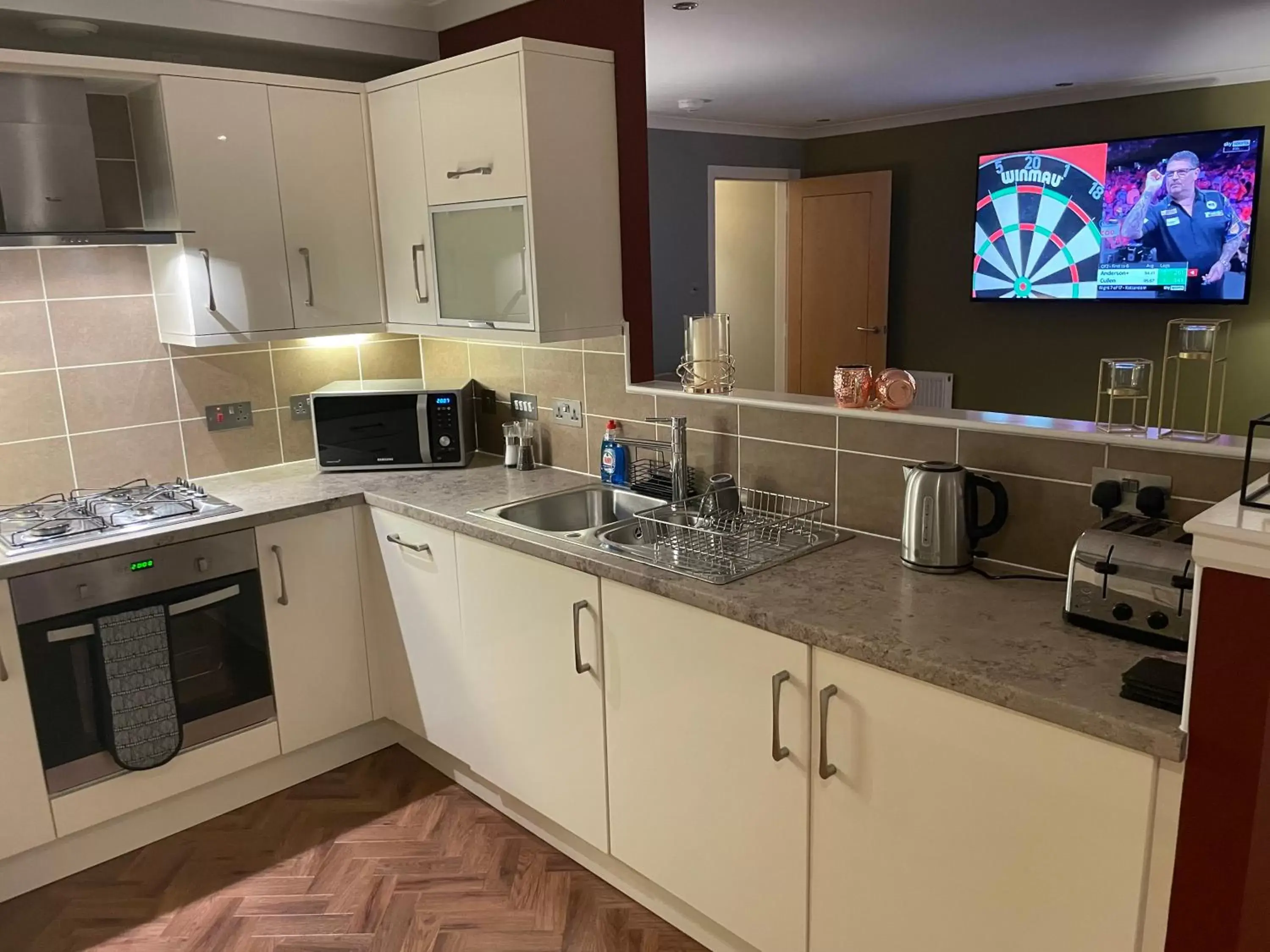 Kitchen or kitchenette, Kitchen/Kitchenette in 19th Hole Hotel, Carnoustie