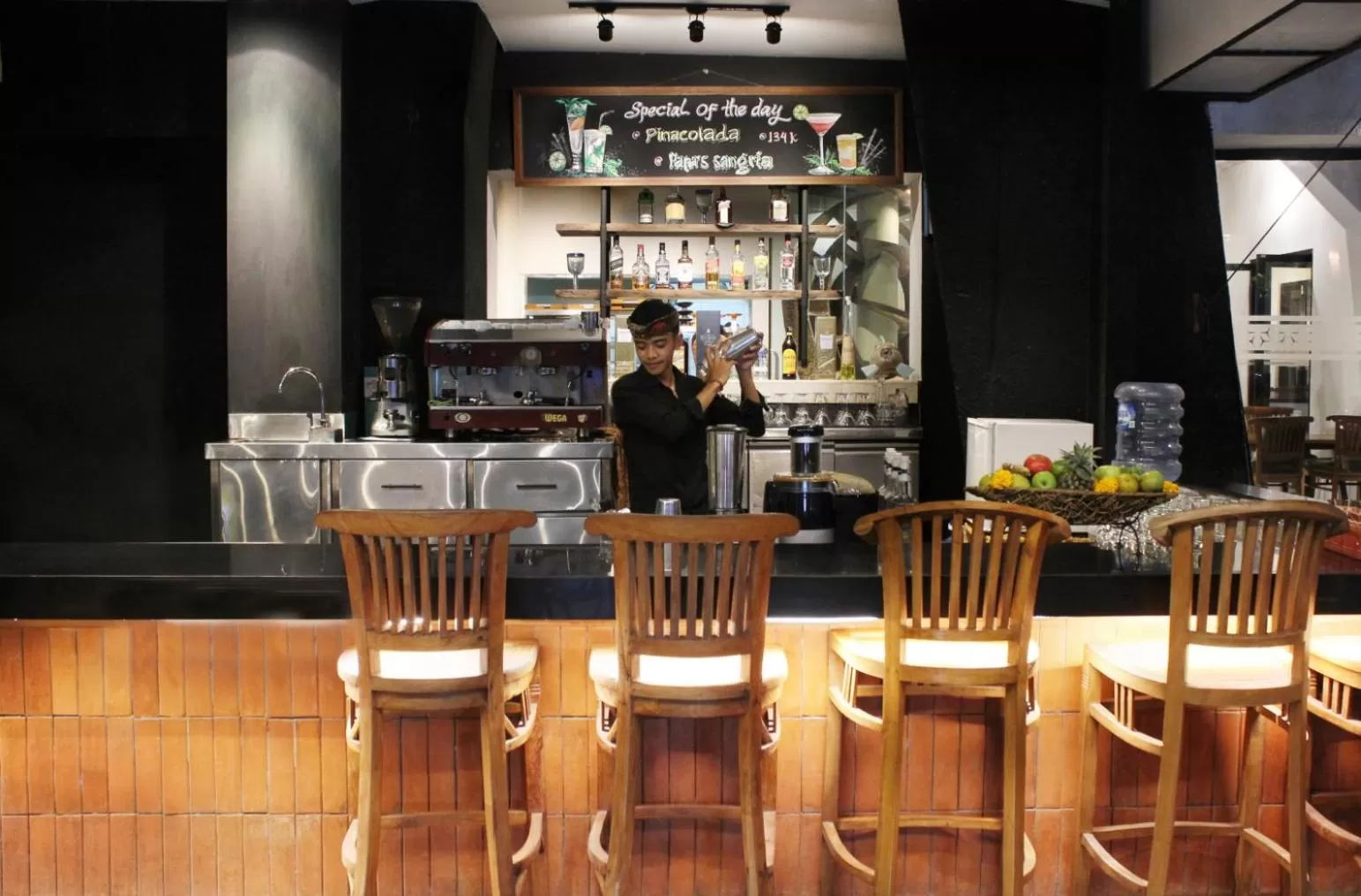 Restaurant/places to eat in AlamKulkul Boutique Resort