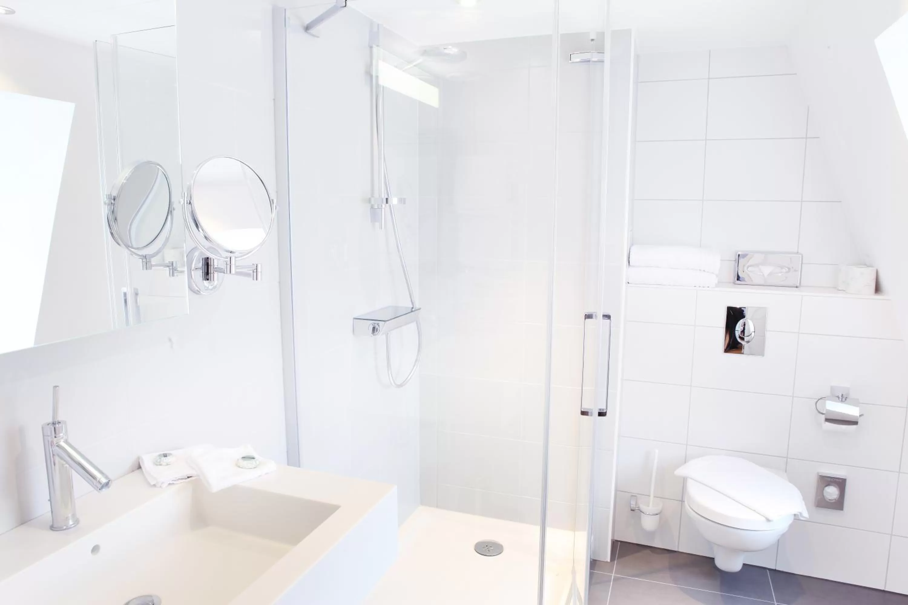 Bathroom in Logis Hôtel Ettenheim