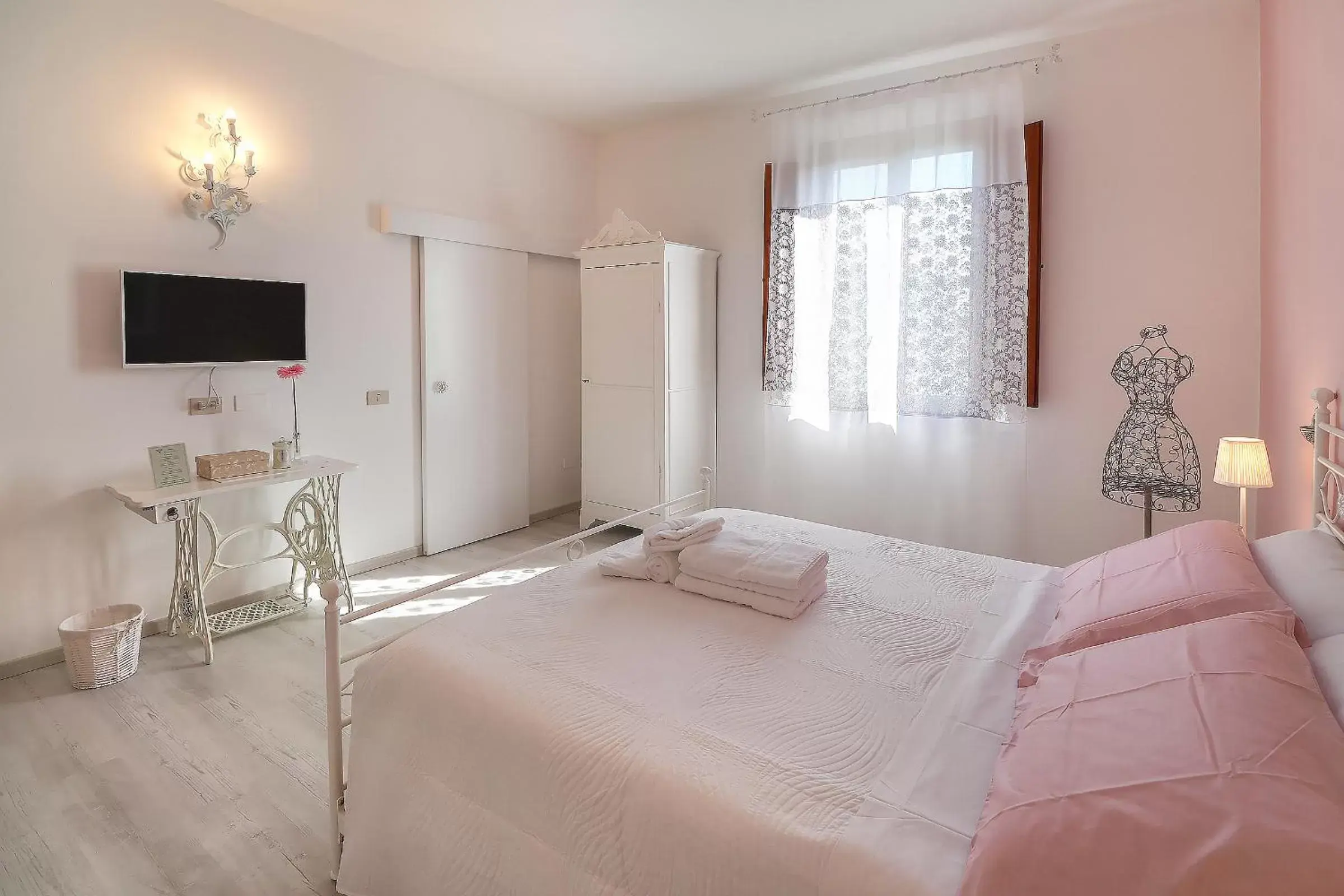 Bed in B&B Ulivo Gaio