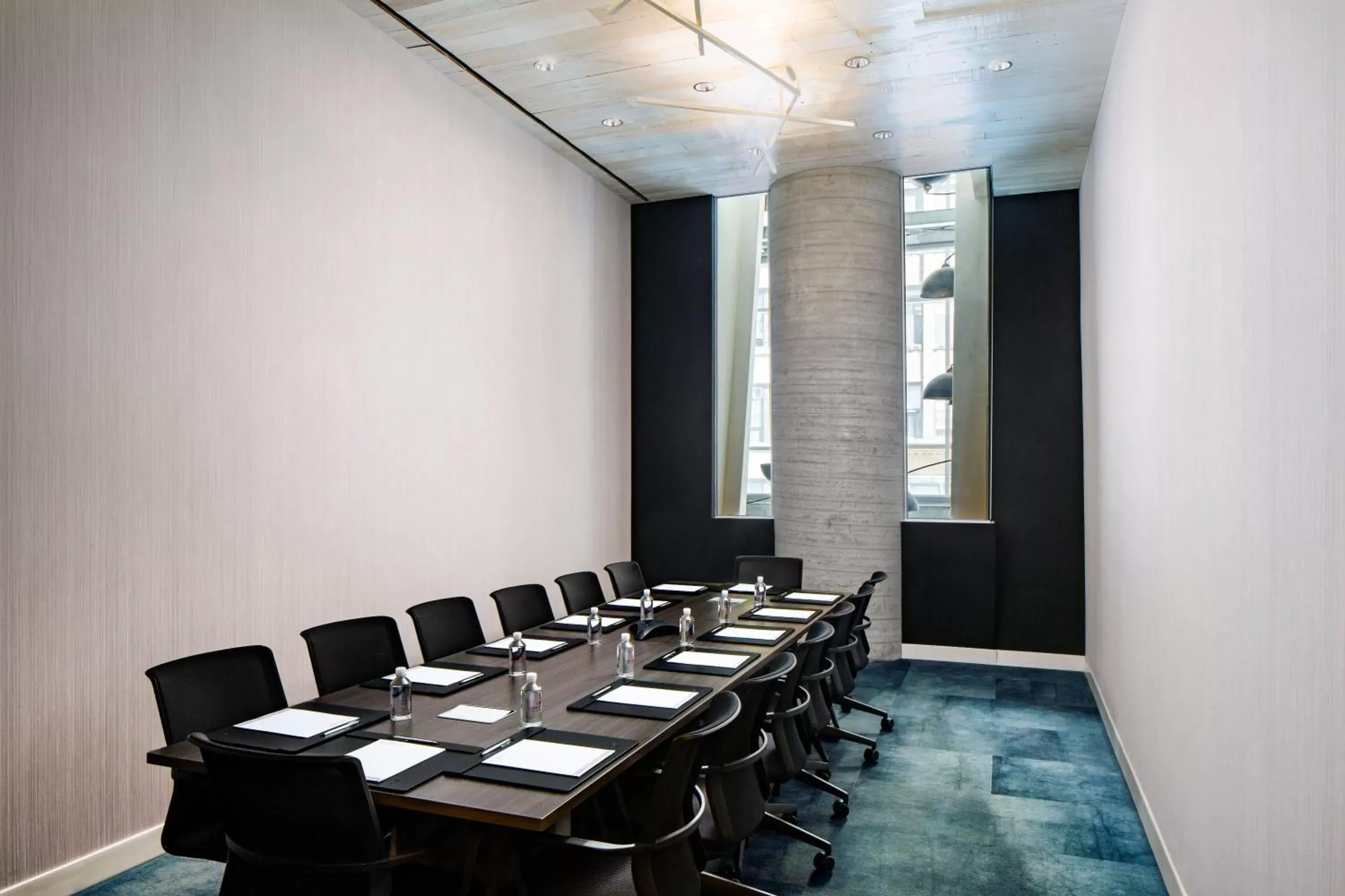 Meeting/conference room in Crowne Plaza HY36 Midtown Manhattan, an IHG Hotel