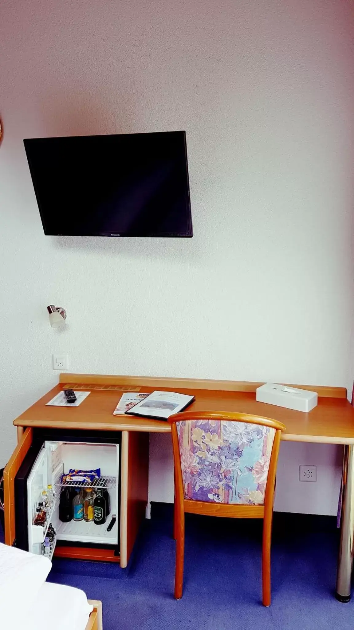 Photo of the whole room, TV/Entertainment Center in Hotel Alpenperle