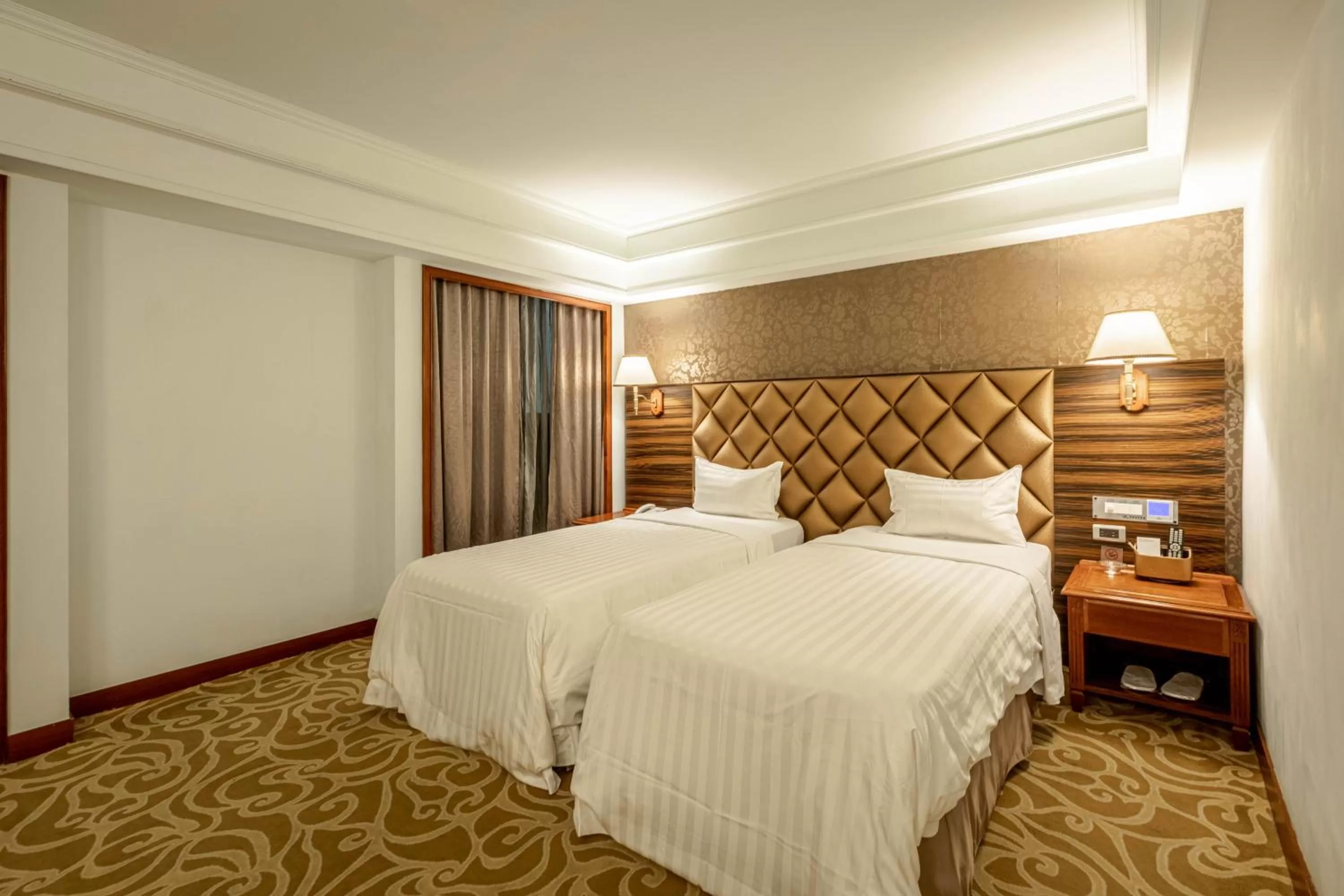 Photo of the whole room, Bed in Chyuan Du Spring Resort
