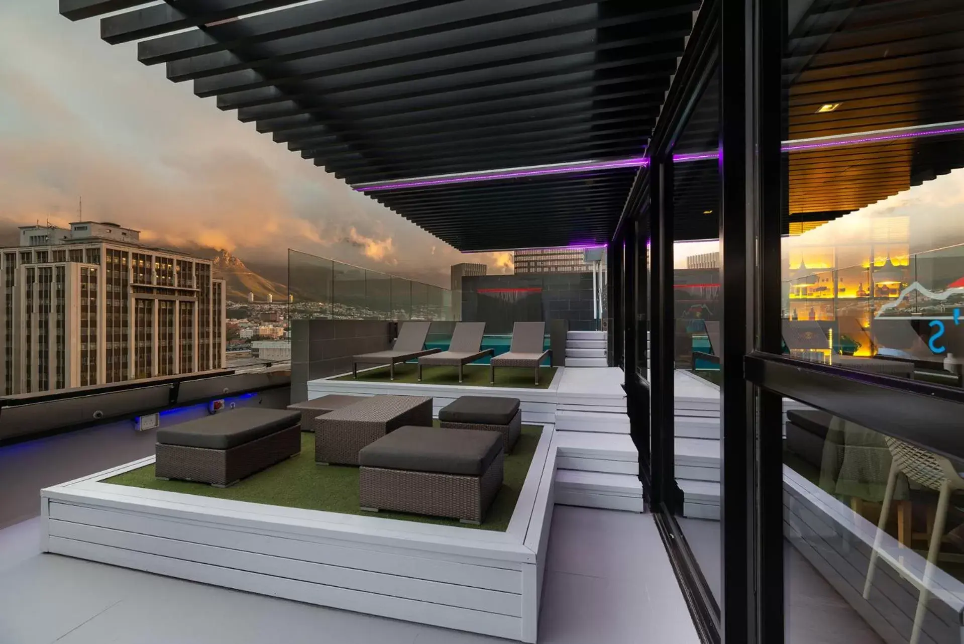Balcony/Terrace in Park Inn by Radisson Cape Town Foreshore