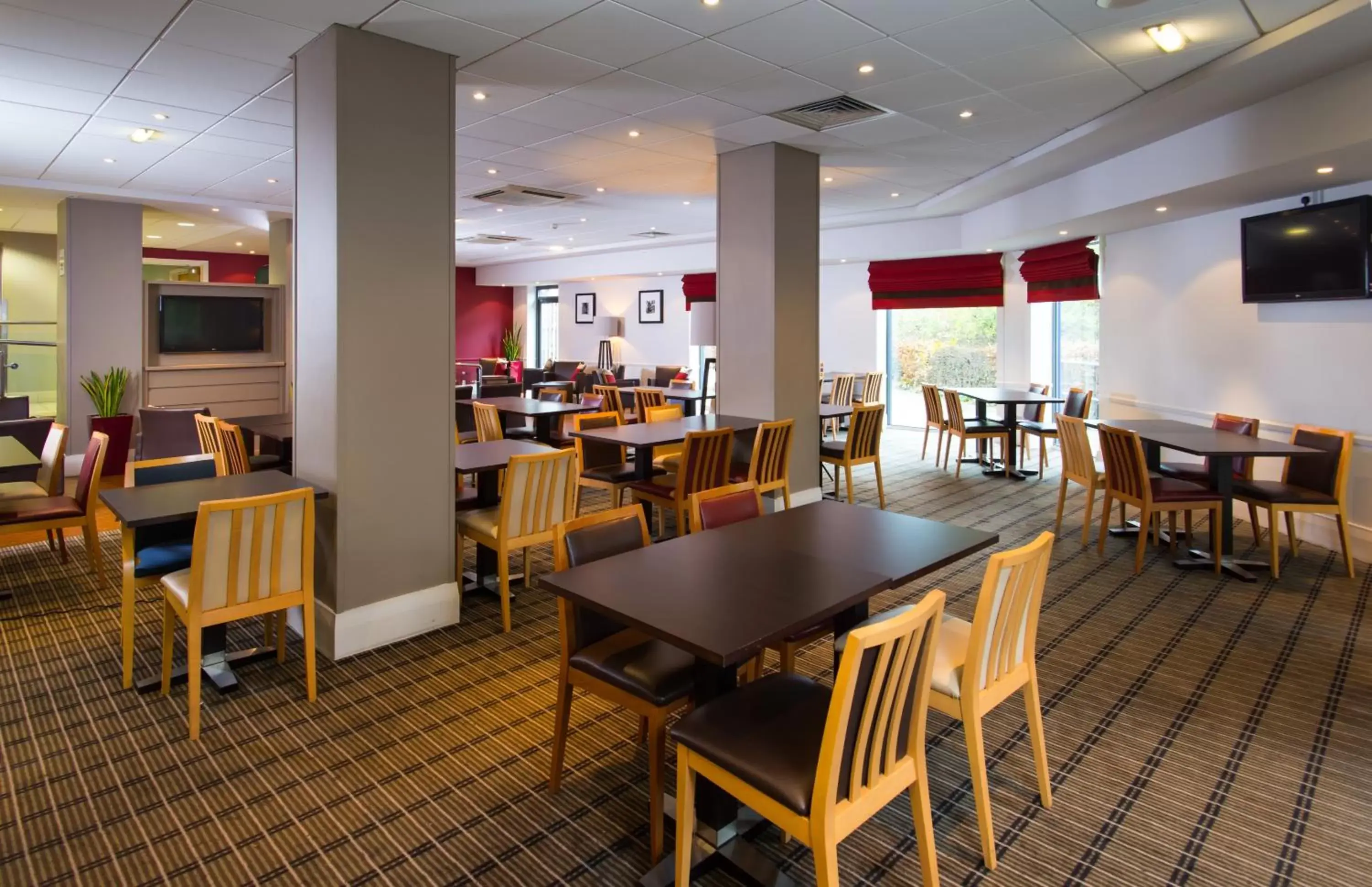 Restaurant/Places to Eat in Holiday Inn Express Droitwich Spa, an IHG Hotel