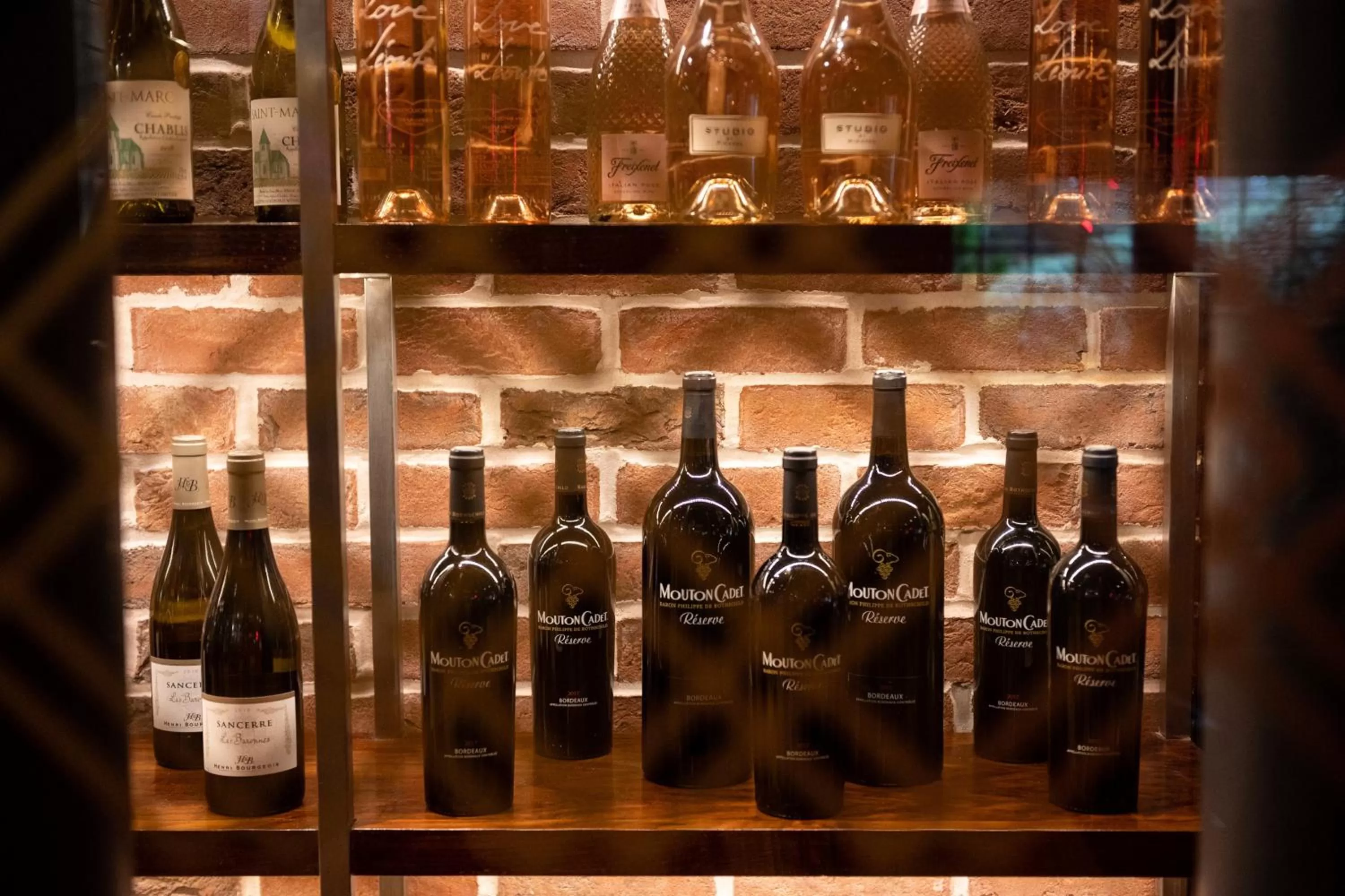 Alcoholic drinks, Drinks in Miller & Carter Brighton by Innkeeper's Collection