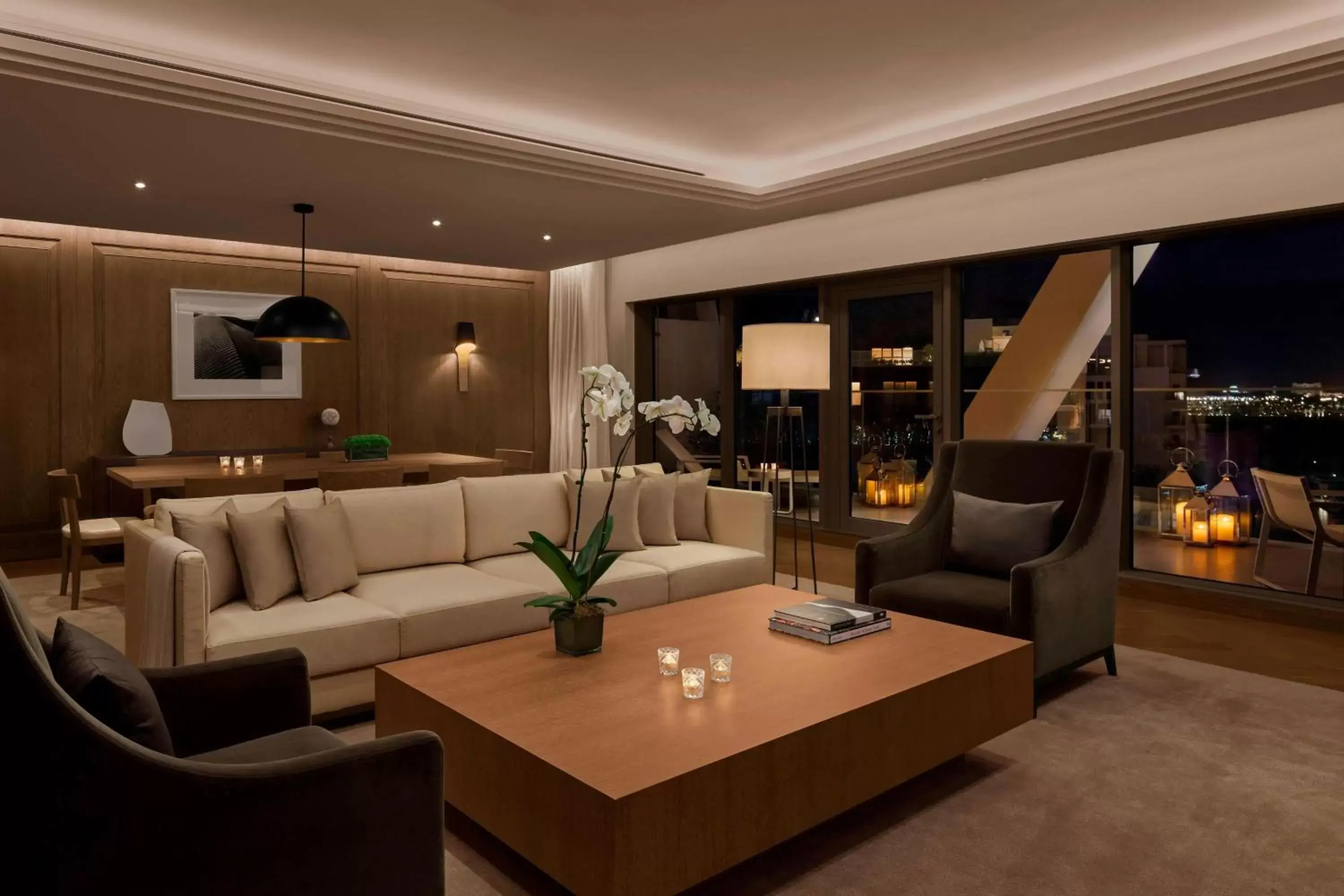 Living room, Seating Area in The Abu Dhabi EDITION