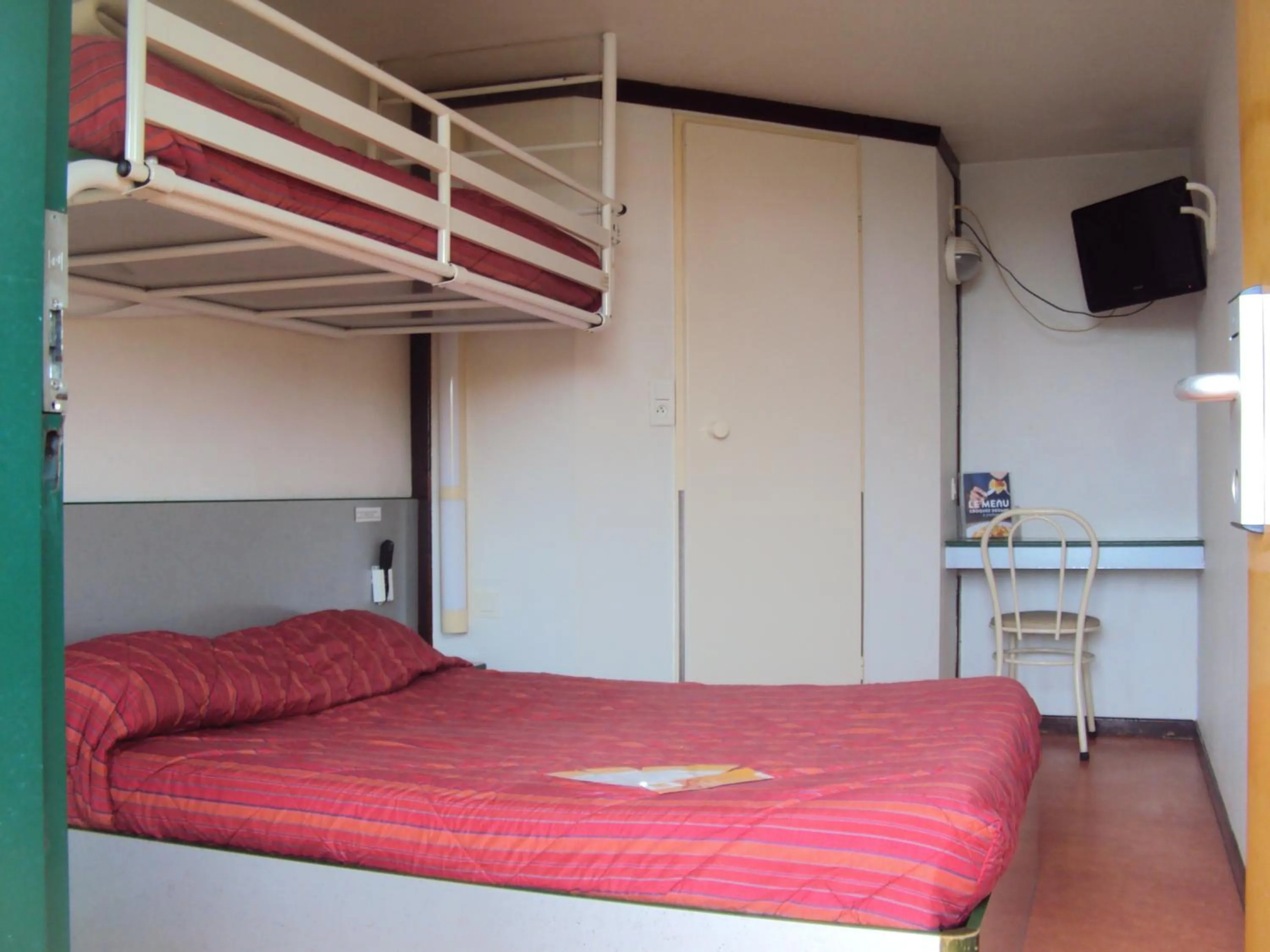 Bedroom, Bed in Premiere Classe Epinal