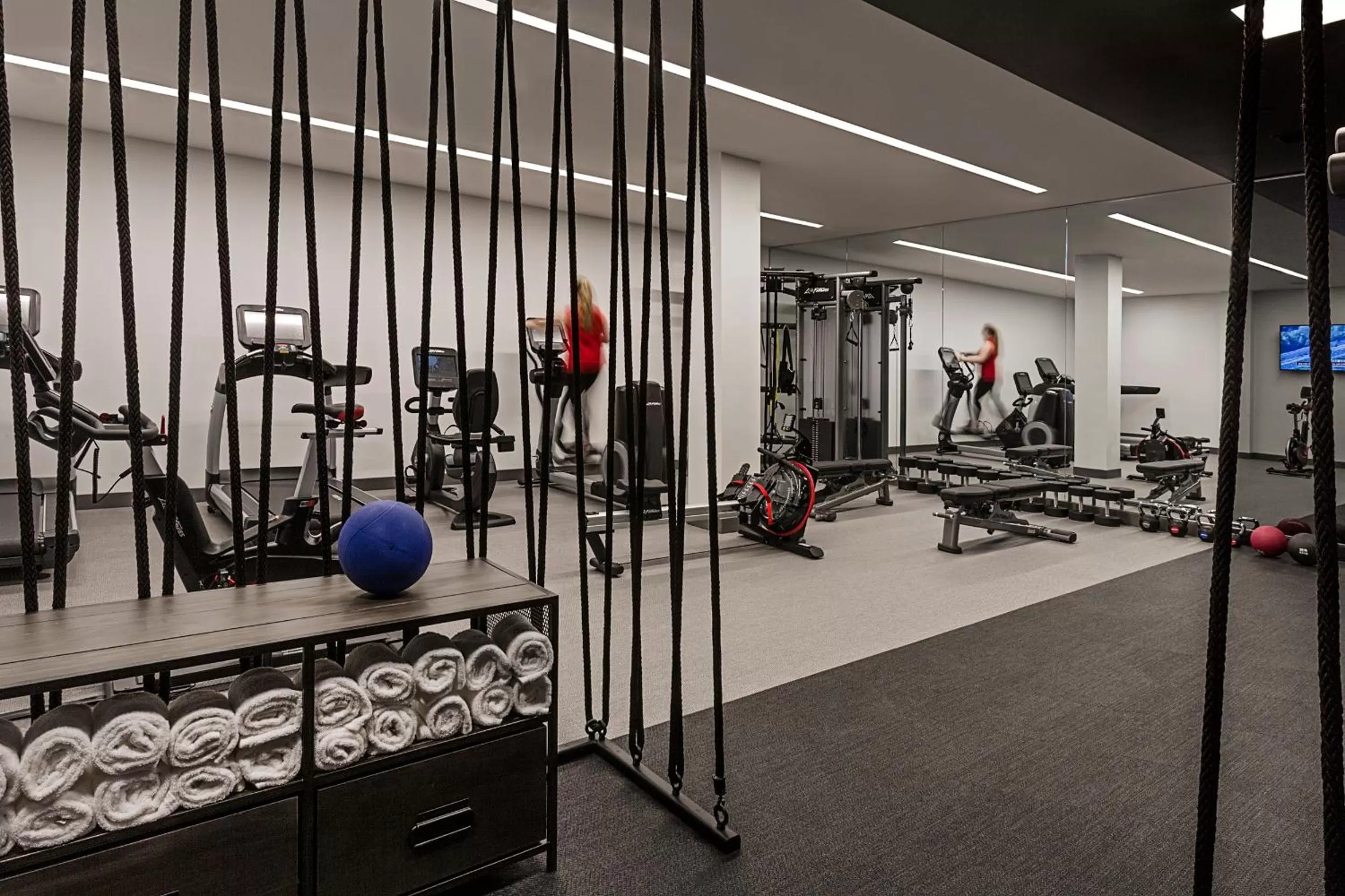 Fitness centre/facilities in Crossroads Hotel