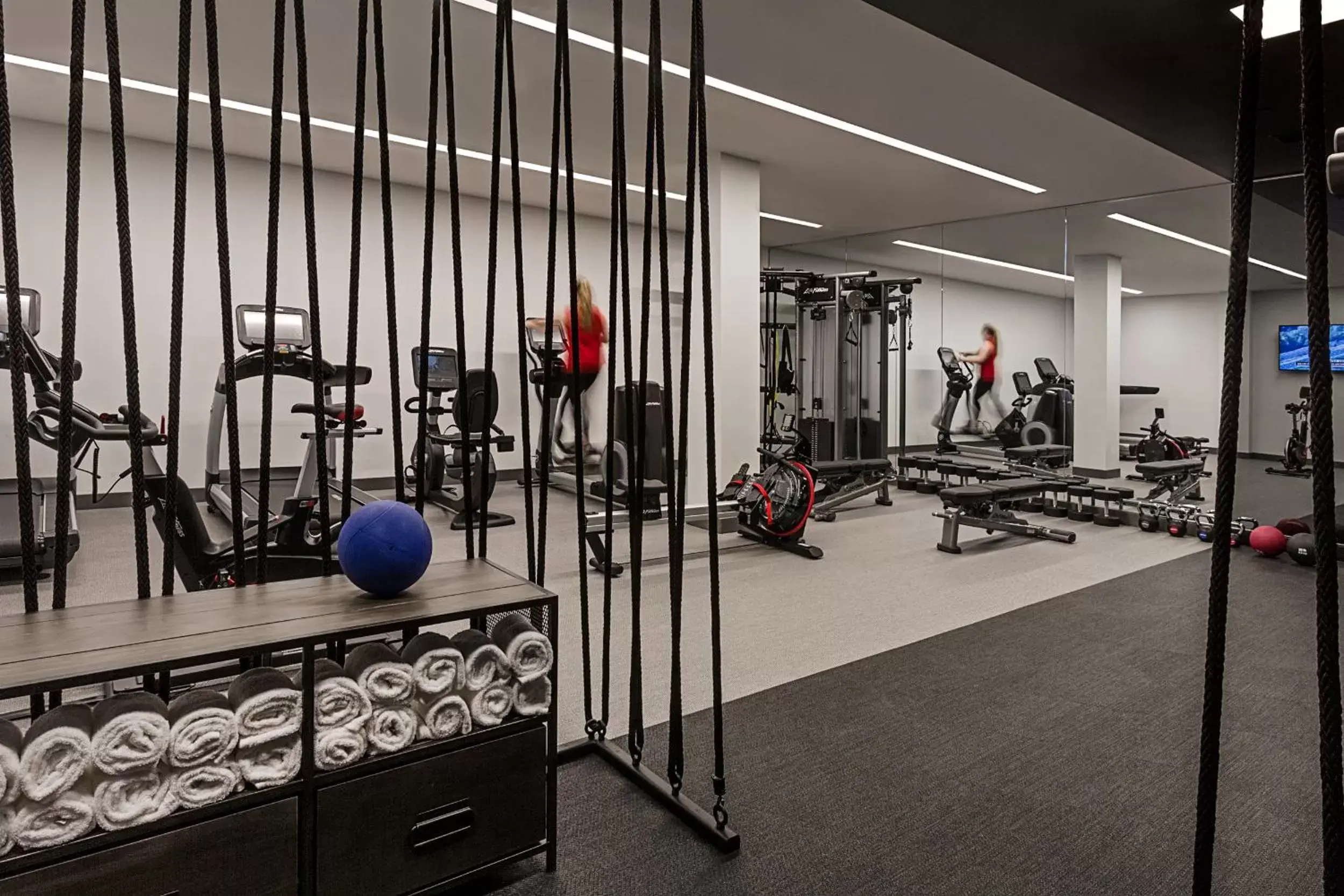 Fitness centre/facilities, Fitness Center/Facilities in Crossroads Hotel