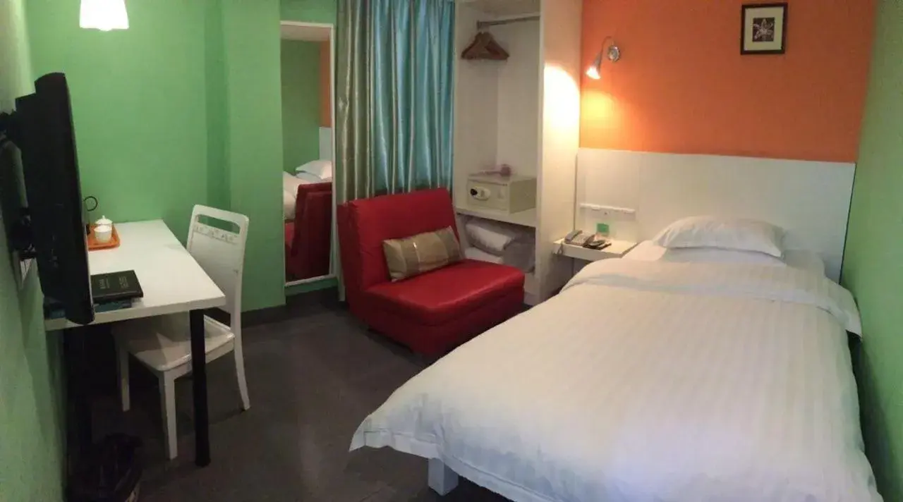 Standard Single Room - single occupancy in LN Whitehouse Hotel Standard Single Room - single occupancy in LN Whitehouse Hotel