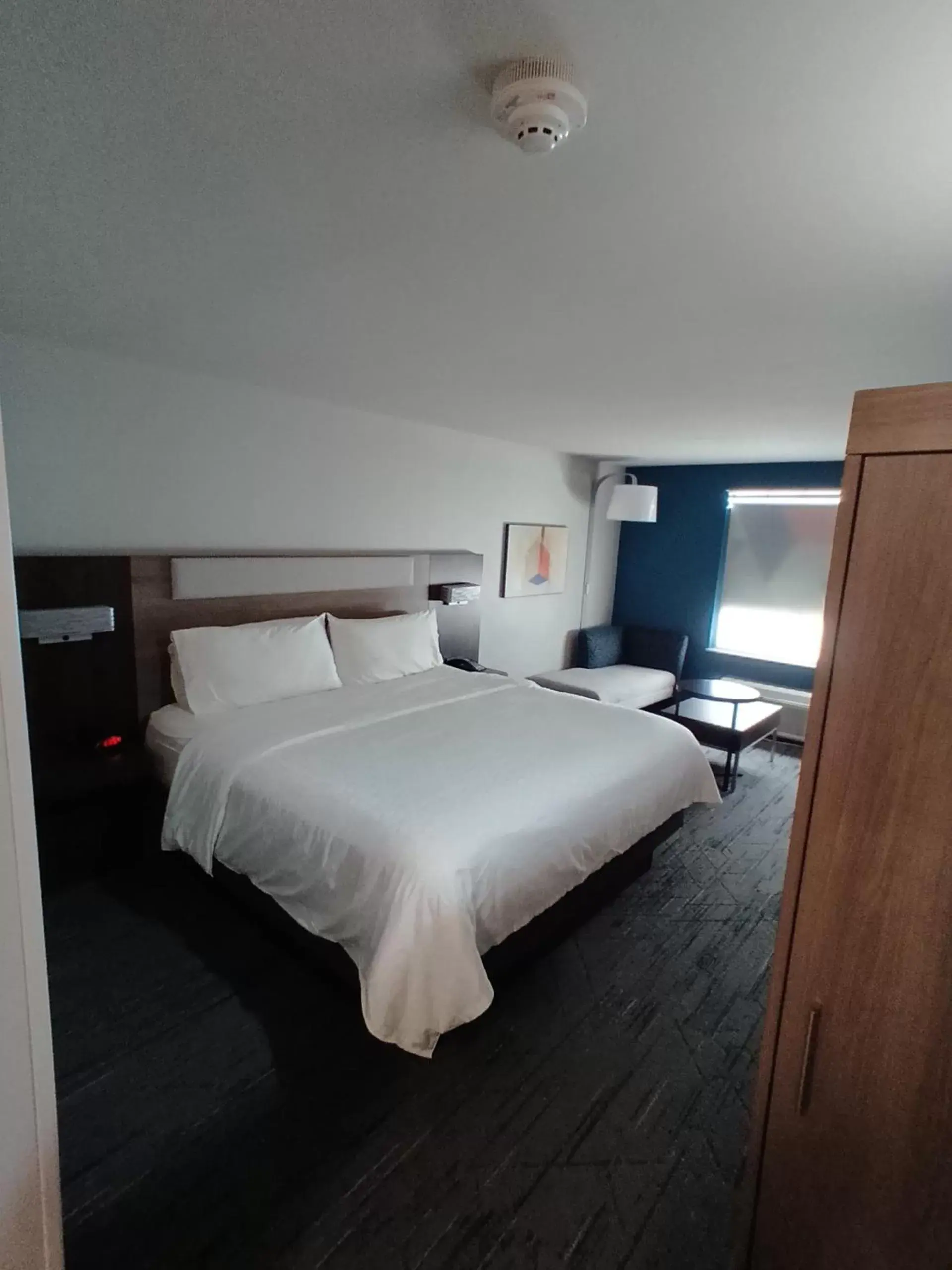 Bed in Holiday Inn Express & Suites - Jourdanton-Pleasanton, an IHG Hotel