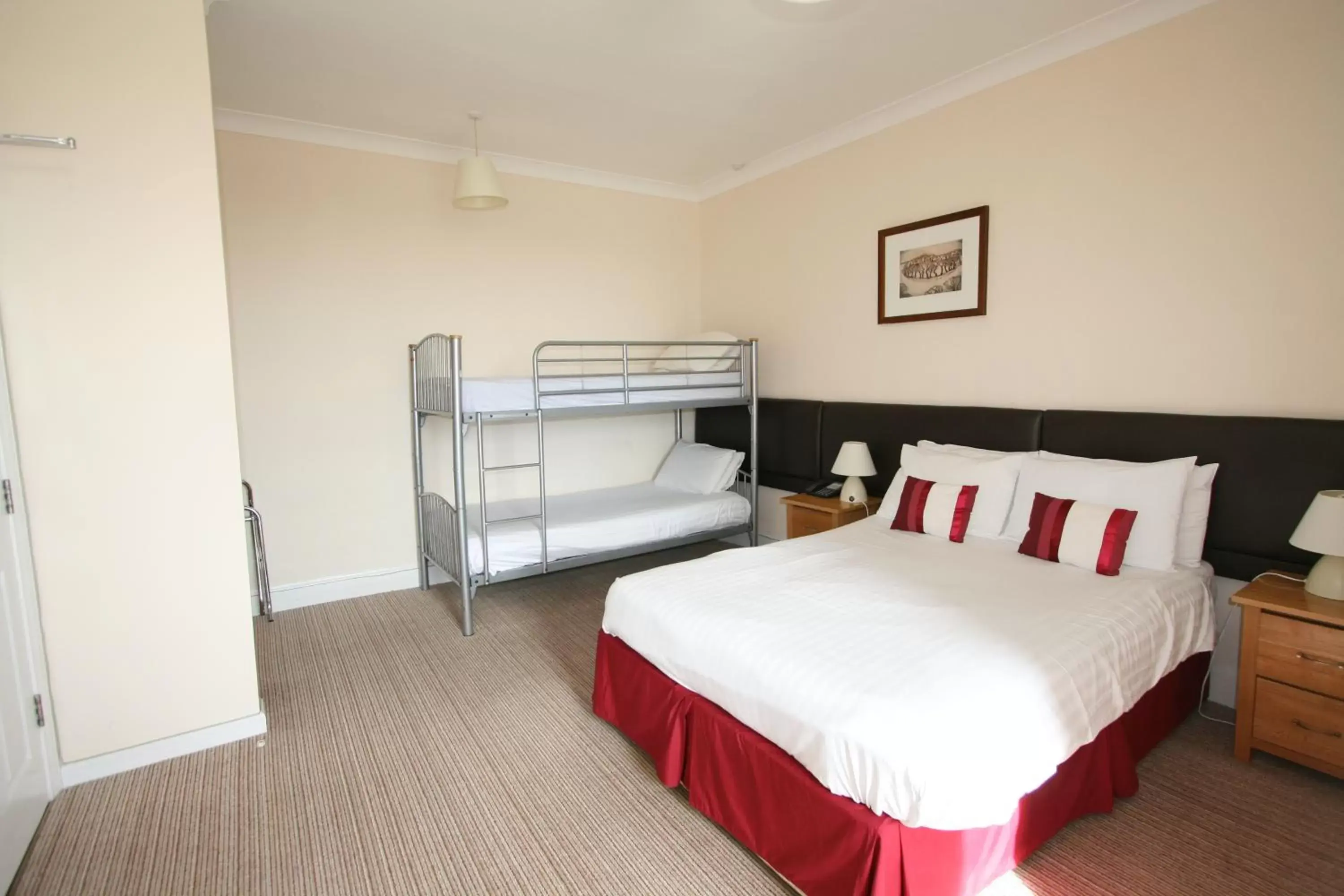 Family Room (2 Adults + 1 Child) in Pentire Hotel