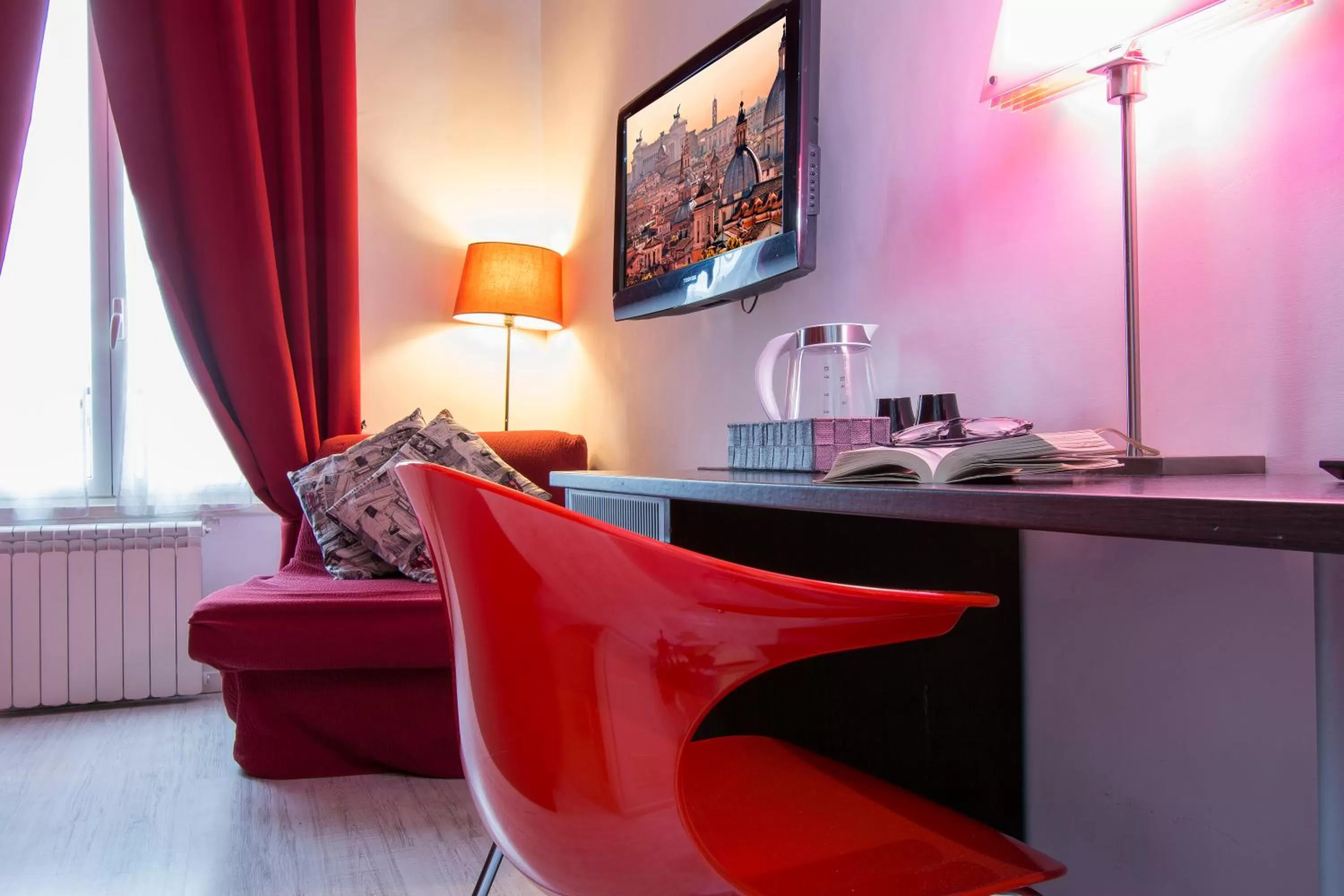 TV and multimedia in Chroma Italy - Chroma Tessera