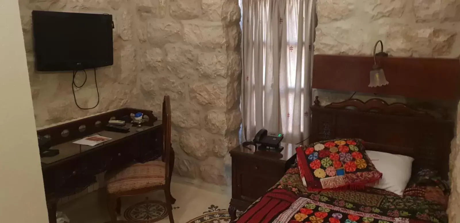 Bedroom in Jerusalem Hotel