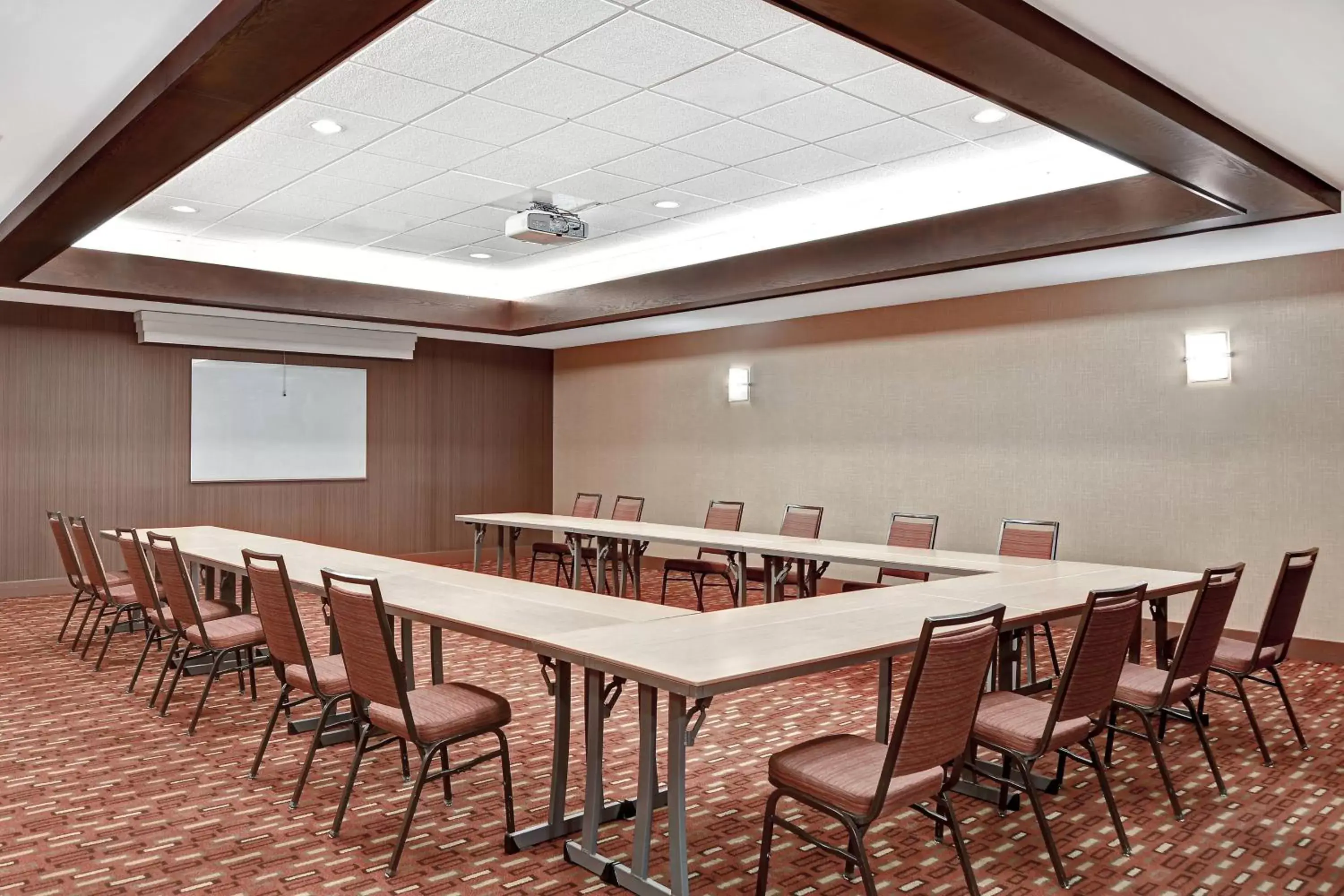 Meeting/conference room in Courtyard by Marriott Los Angeles Pasadena Old Town