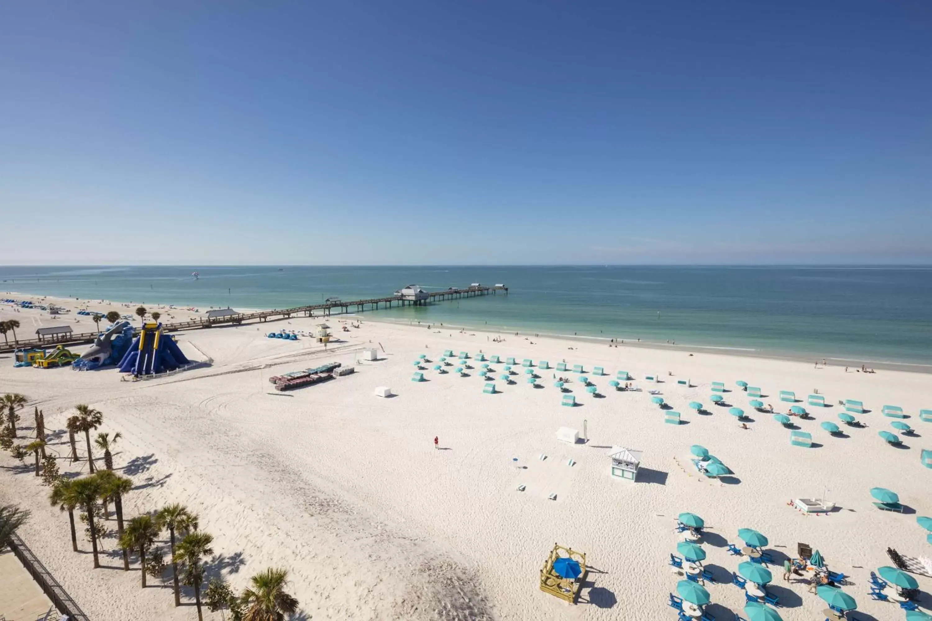 Property building, Beach in Hilton Clearwater Beach Resort & Spa