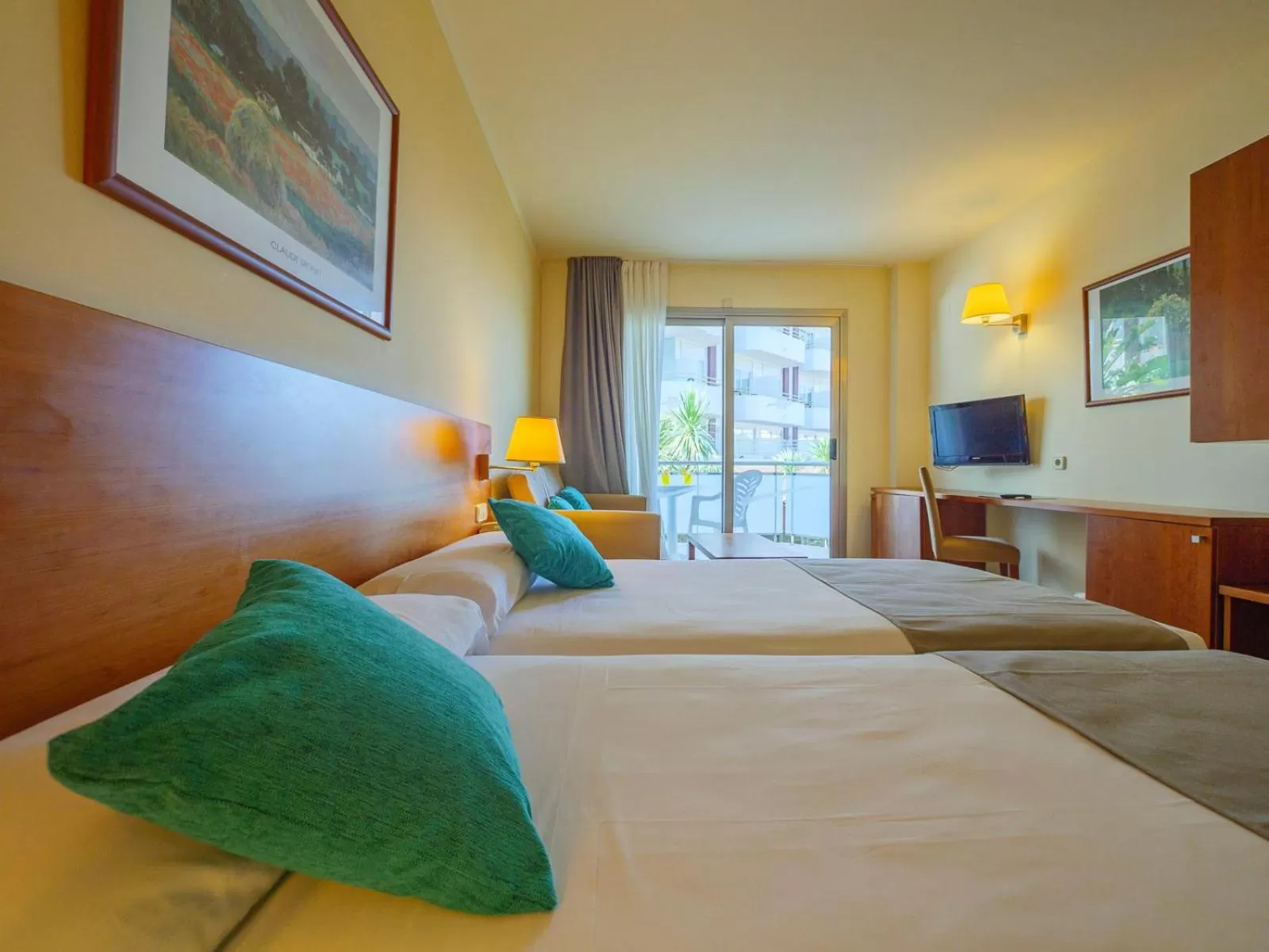 Bedroom, Bed in DWO Sirius