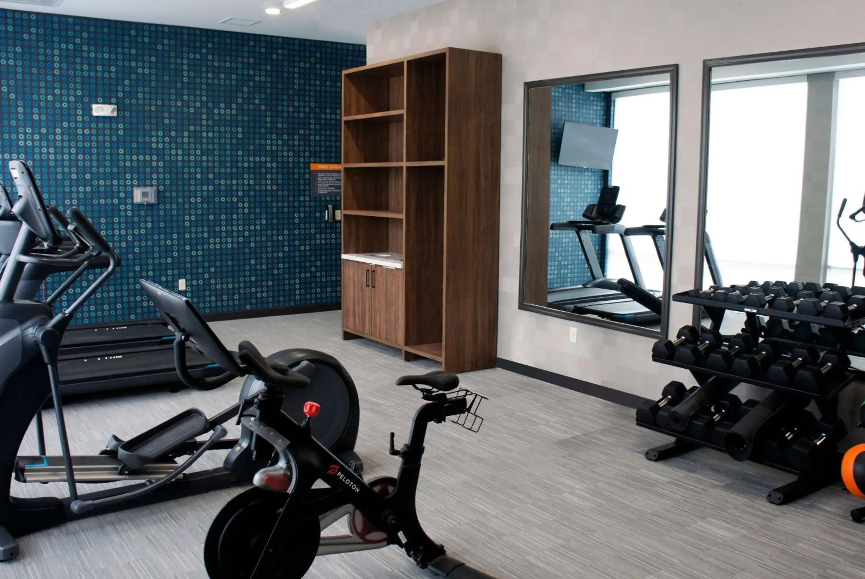 Fitness Center/Facilities in La Quinta Inn & Suites by Wyndham Manchester - Arnold AFB
