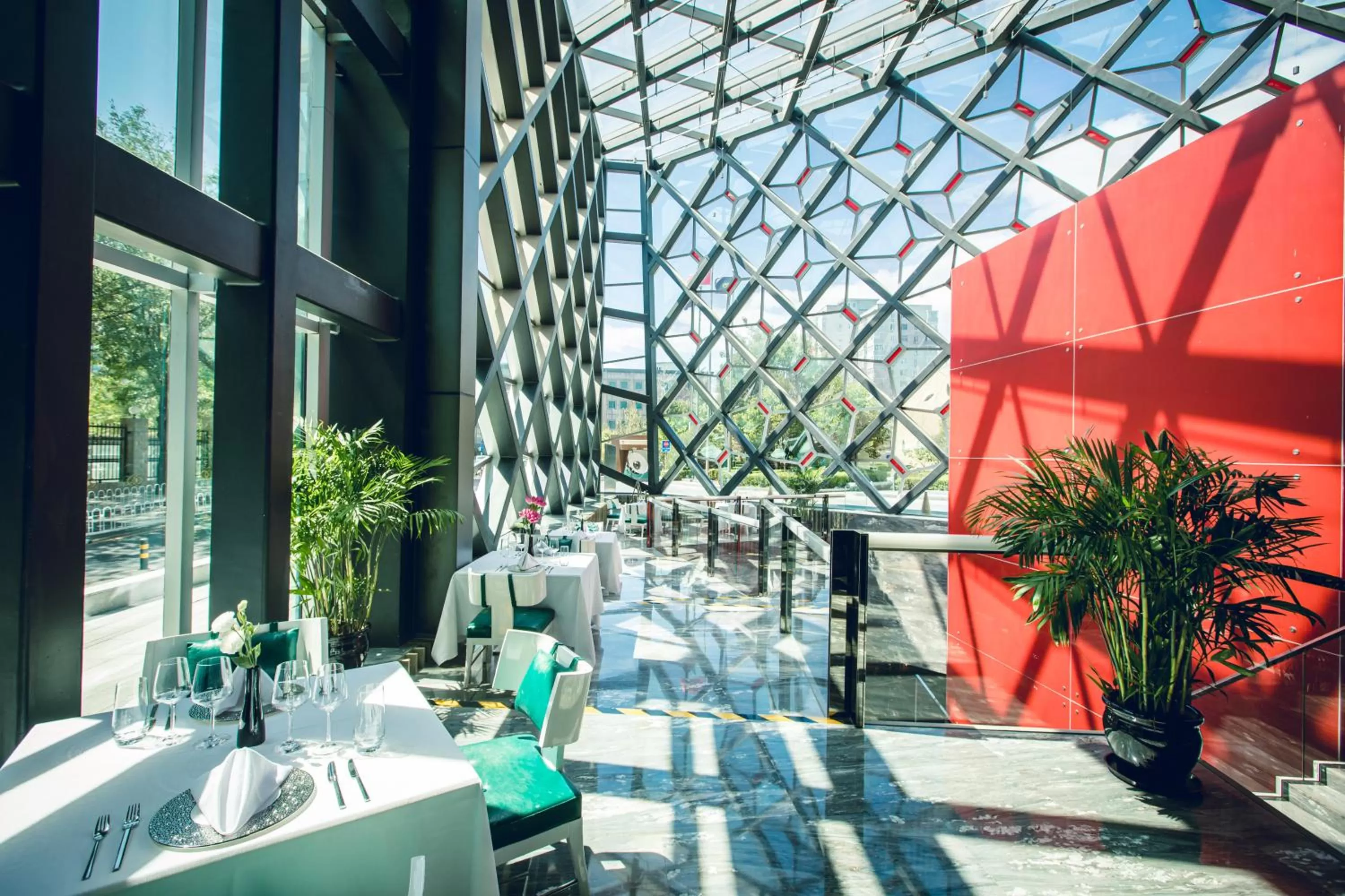 Restaurant/places to eat in Sofitel Beijing Central