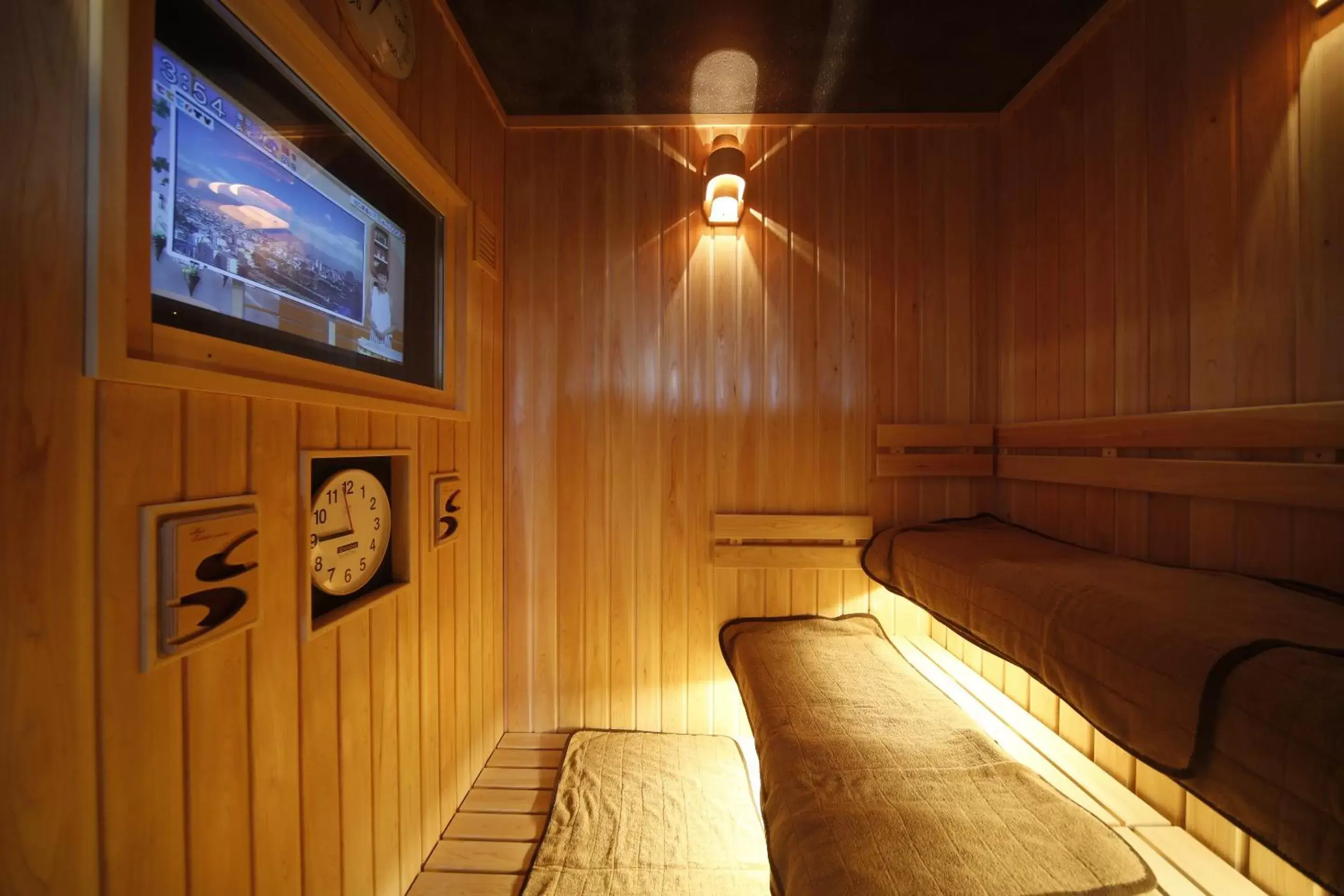 Sauna, TV/Entertainment Center in Dormy Inn Kofu Marunouchi