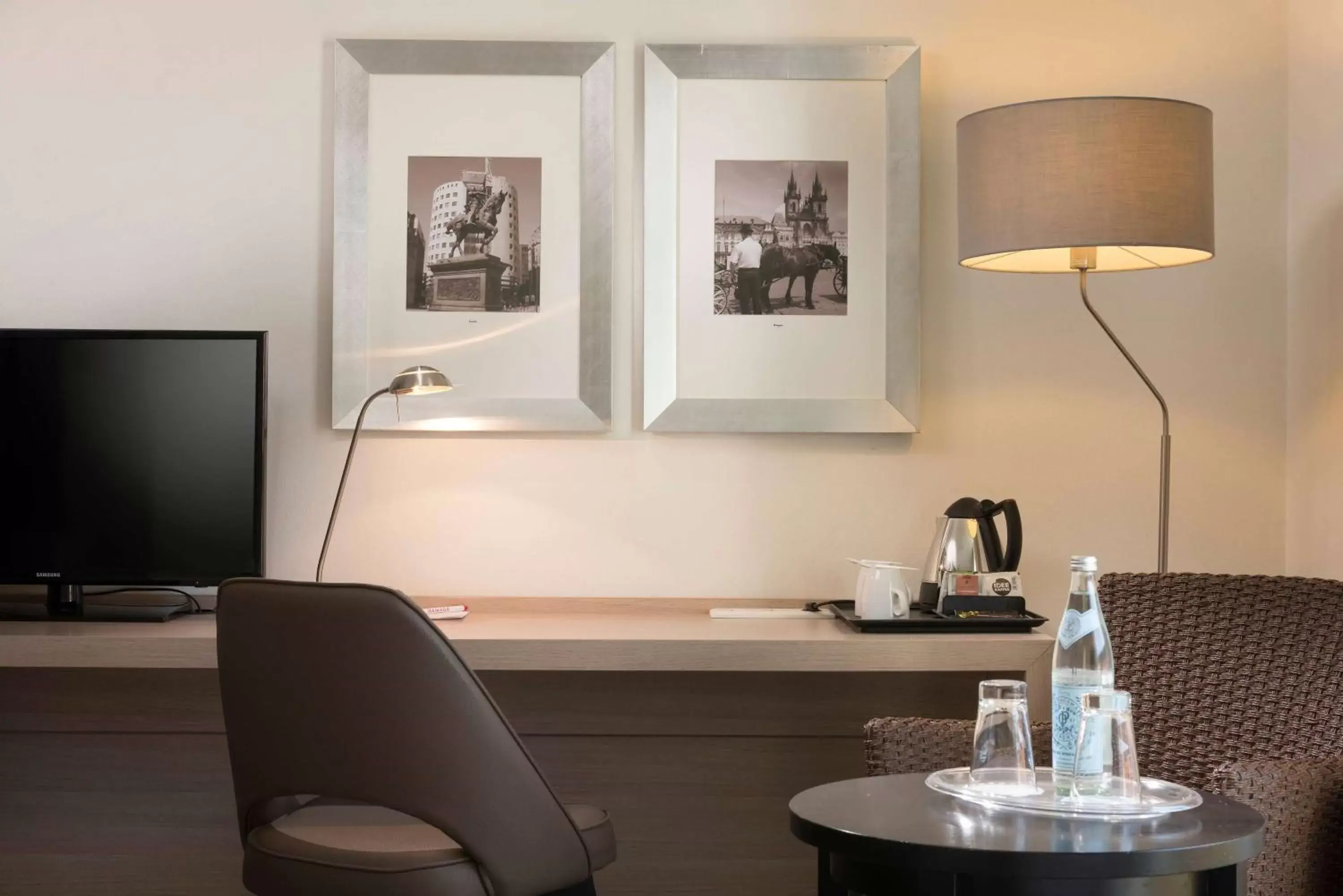 Photo of the whole room in Ramada by Wyndham München Airport Photo of the whole room in Ramada by Wyndham München Airport