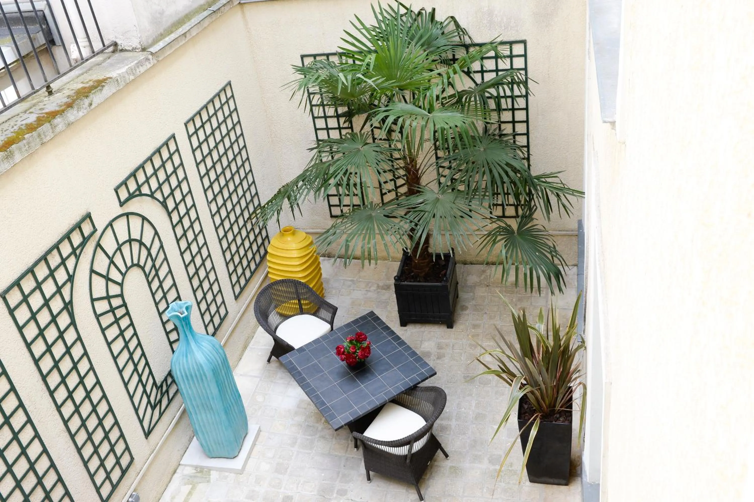 Property building in Best Western Plus Hotel Sydney Opera