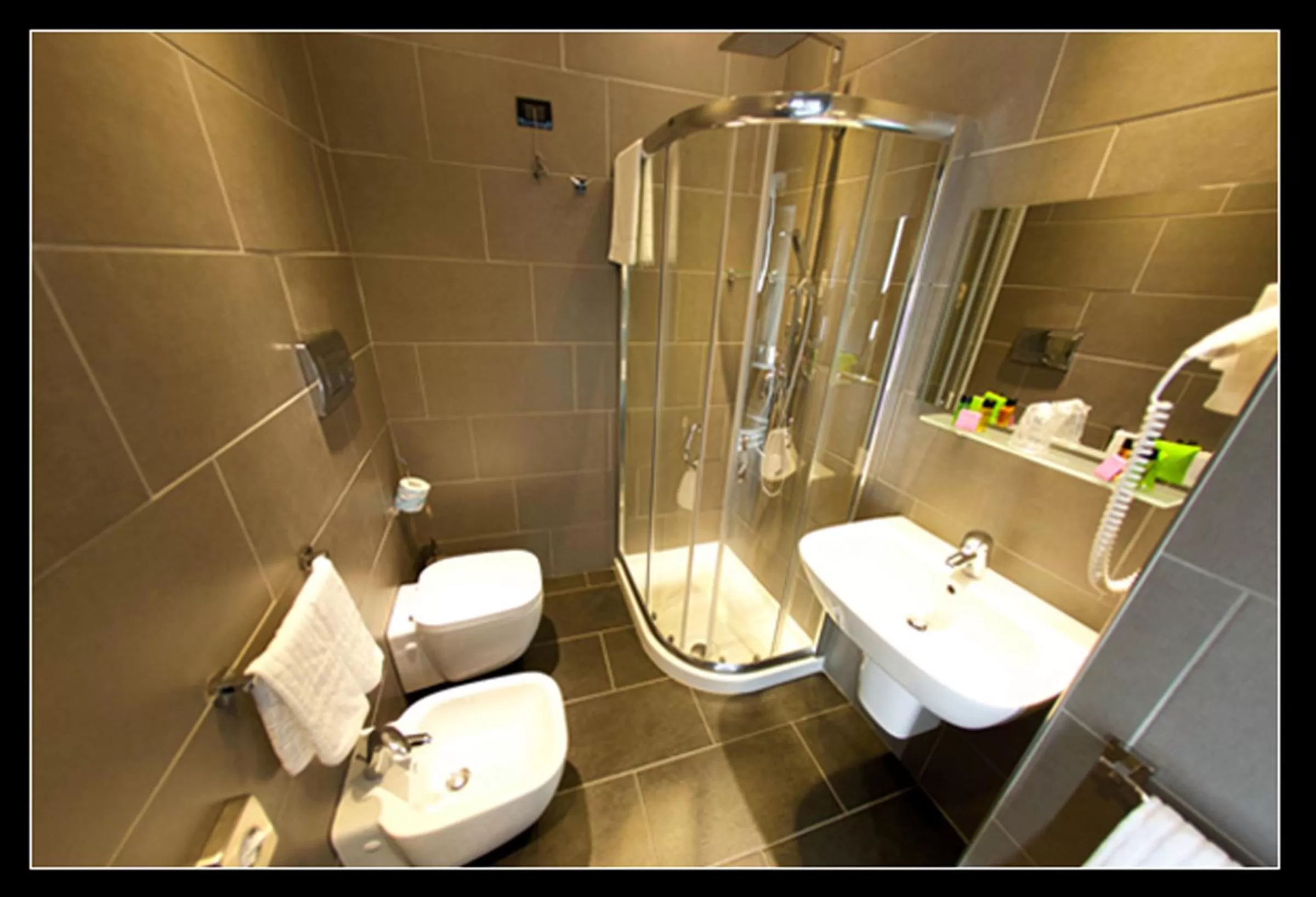 Shower in Fly Boutique Hotel