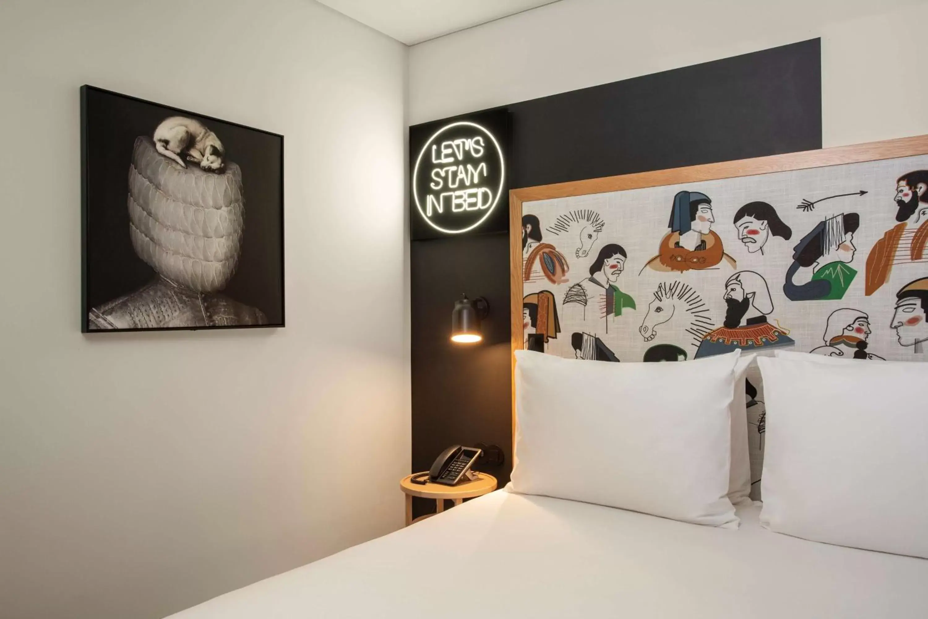 Bed in Se Catedral Hotel Porto, Tapestry Collection By Hilton Bed in Se Catedral Hotel Porto, Tapestry Collection By Hilton