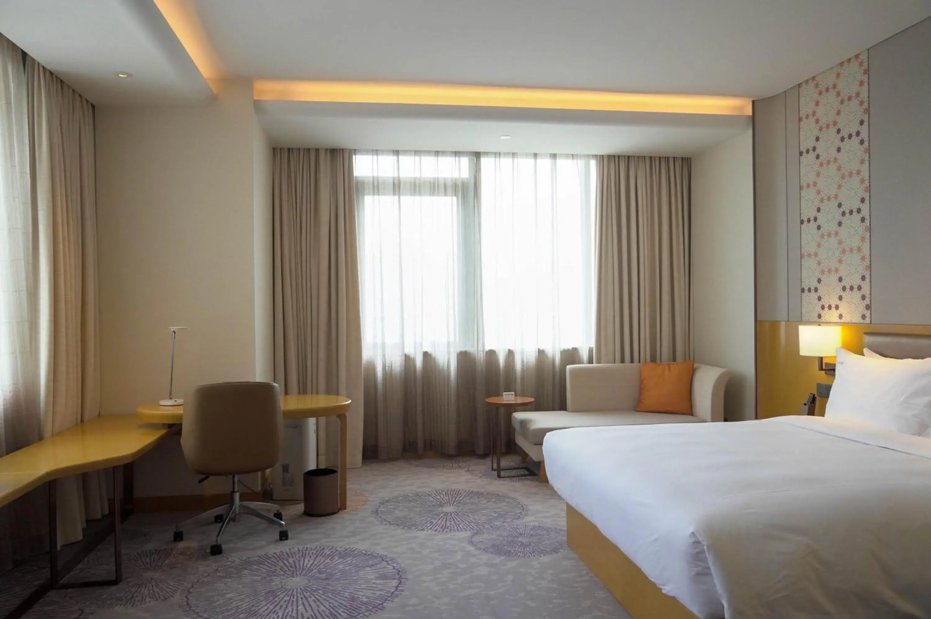 Premium King Room in Holiday Inn Tianjin Xiqing by IHG Premium King Room in Holiday Inn Tianjin Xiqing by IHG