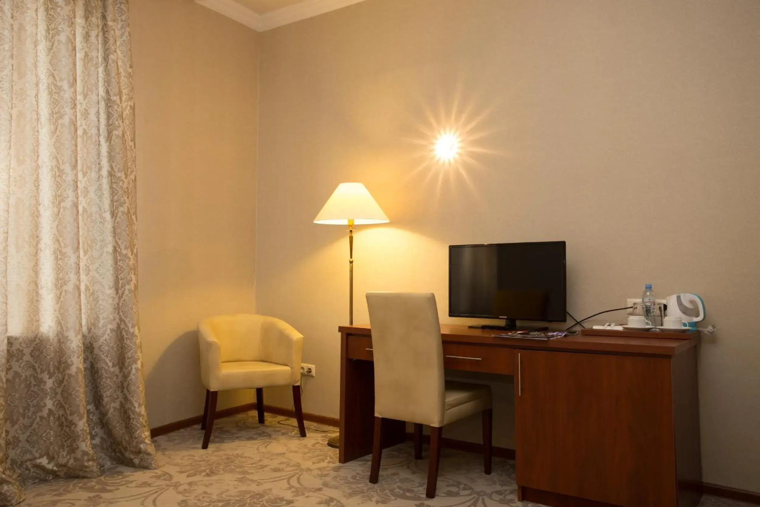 TV and multimedia, TV/Entertainment Center in Hotel Astoria Tbilisi