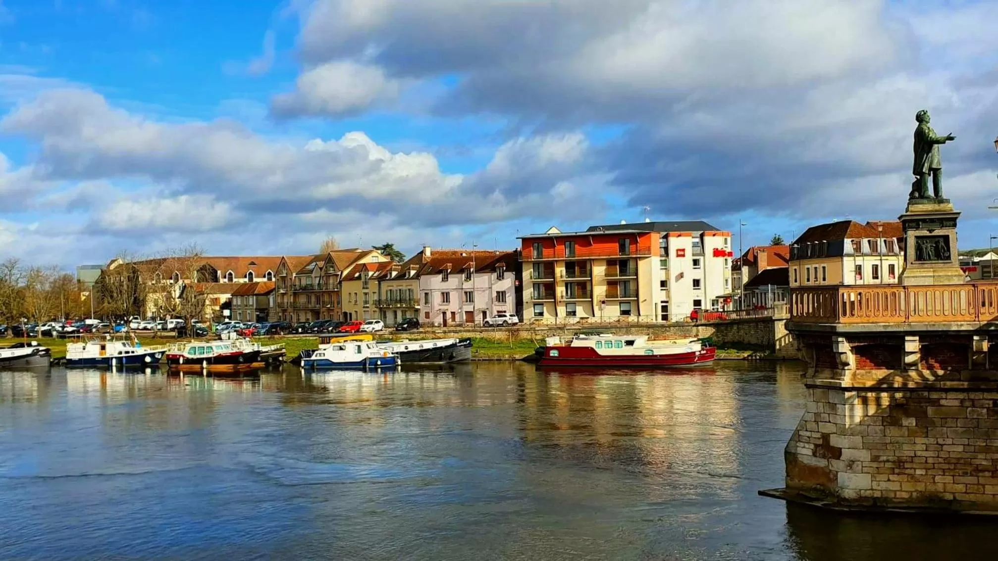 Nearby landmark in ibis Auxerre Centre
