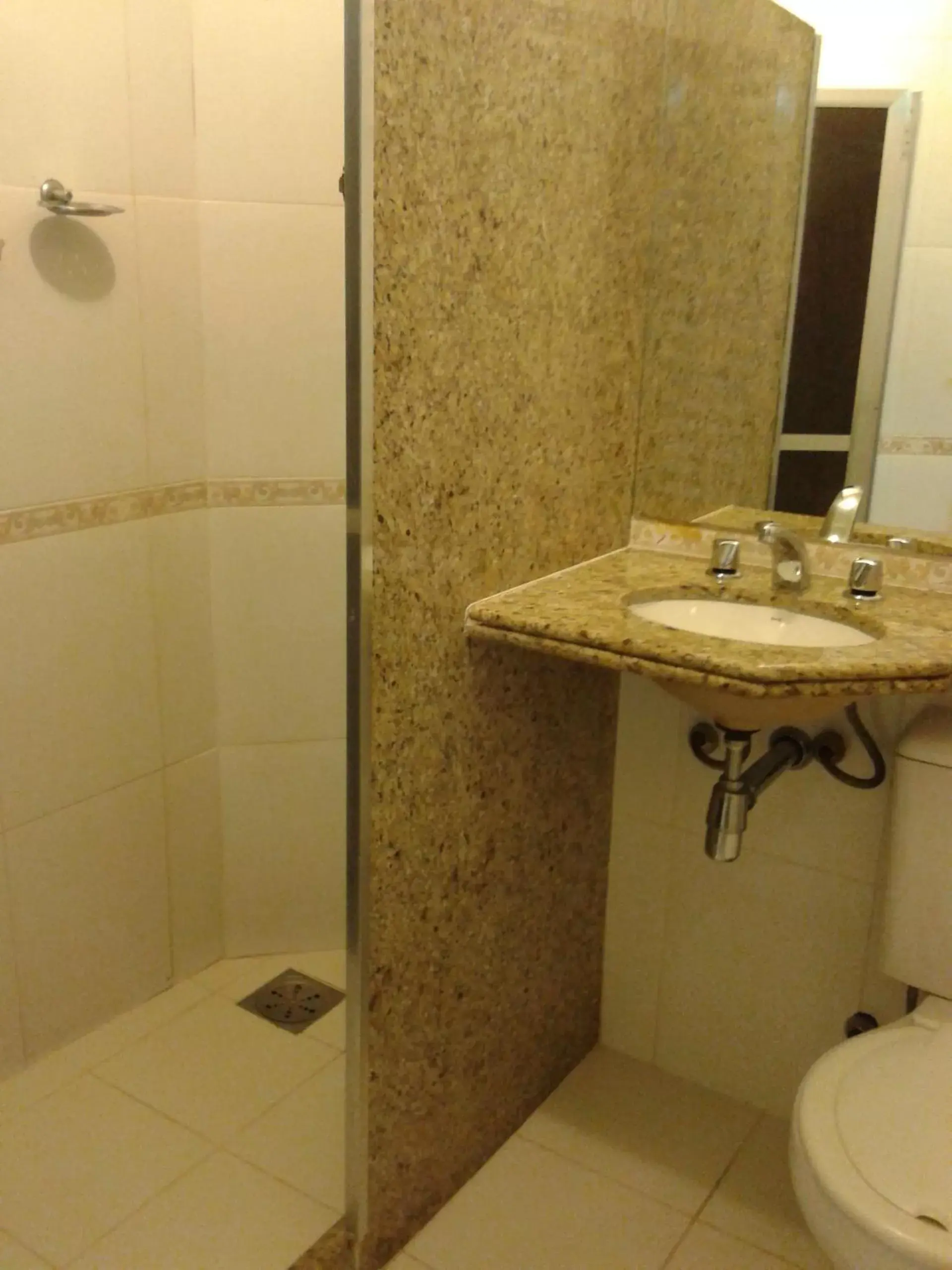 Standard Twin Room - single occupancy in Hotel Venezuela Standard Twin Room - single occupancy in Hotel Venezuela