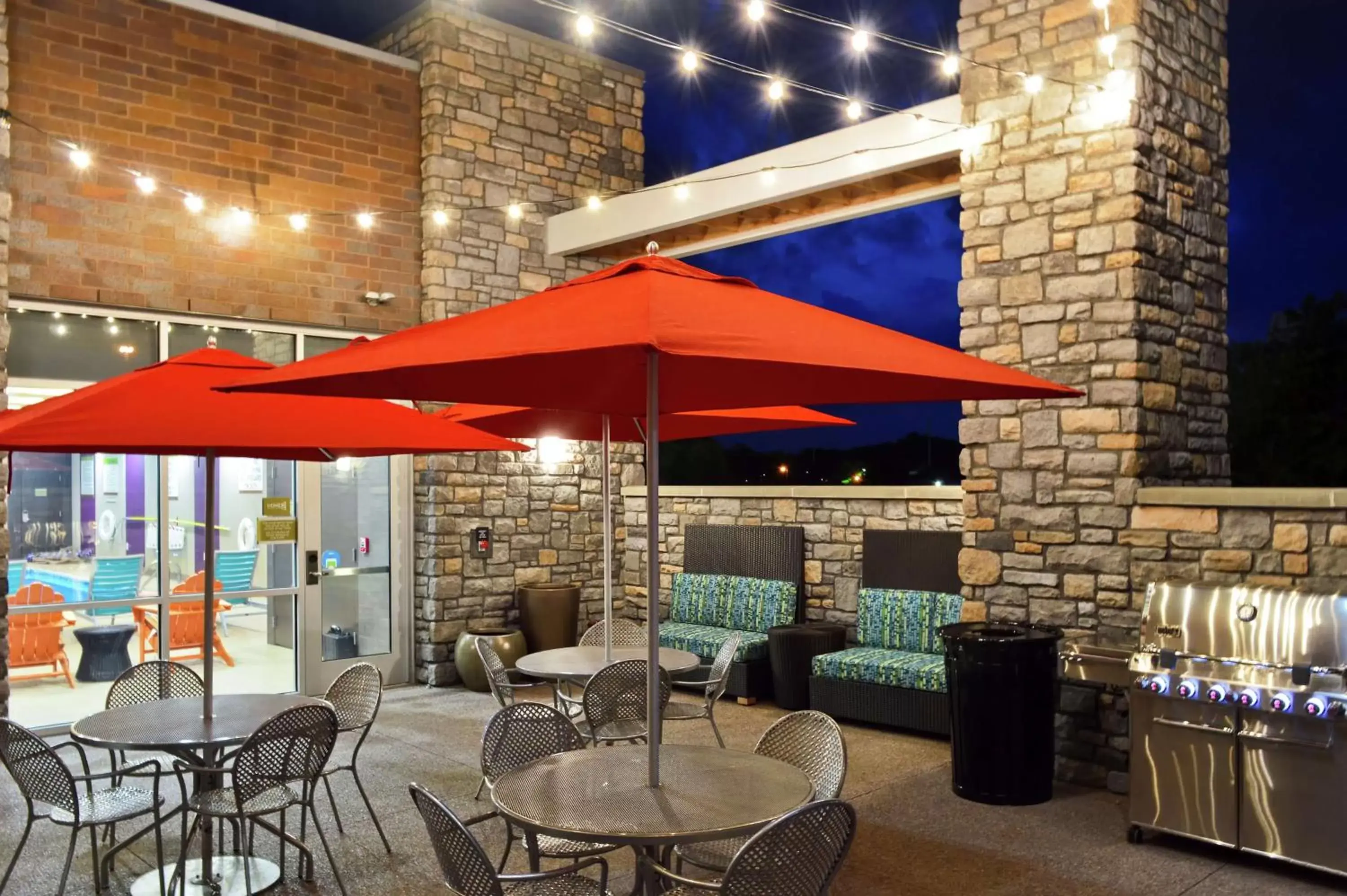Patio, Restaurant/Places to Eat in Home2 Suites by Hilton Stow Akron