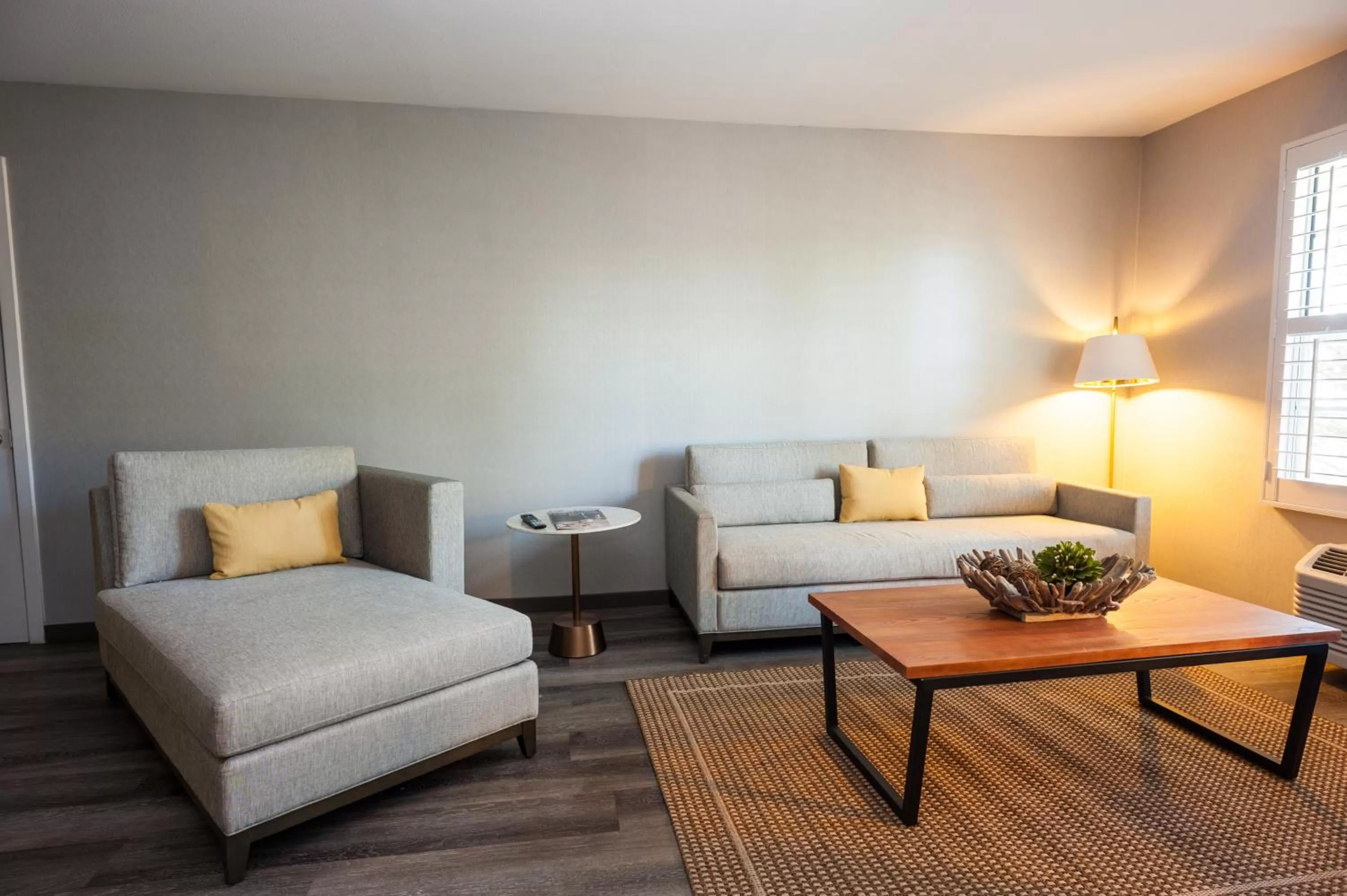 Living room in Hotel Indigo Napa Valley by IHG