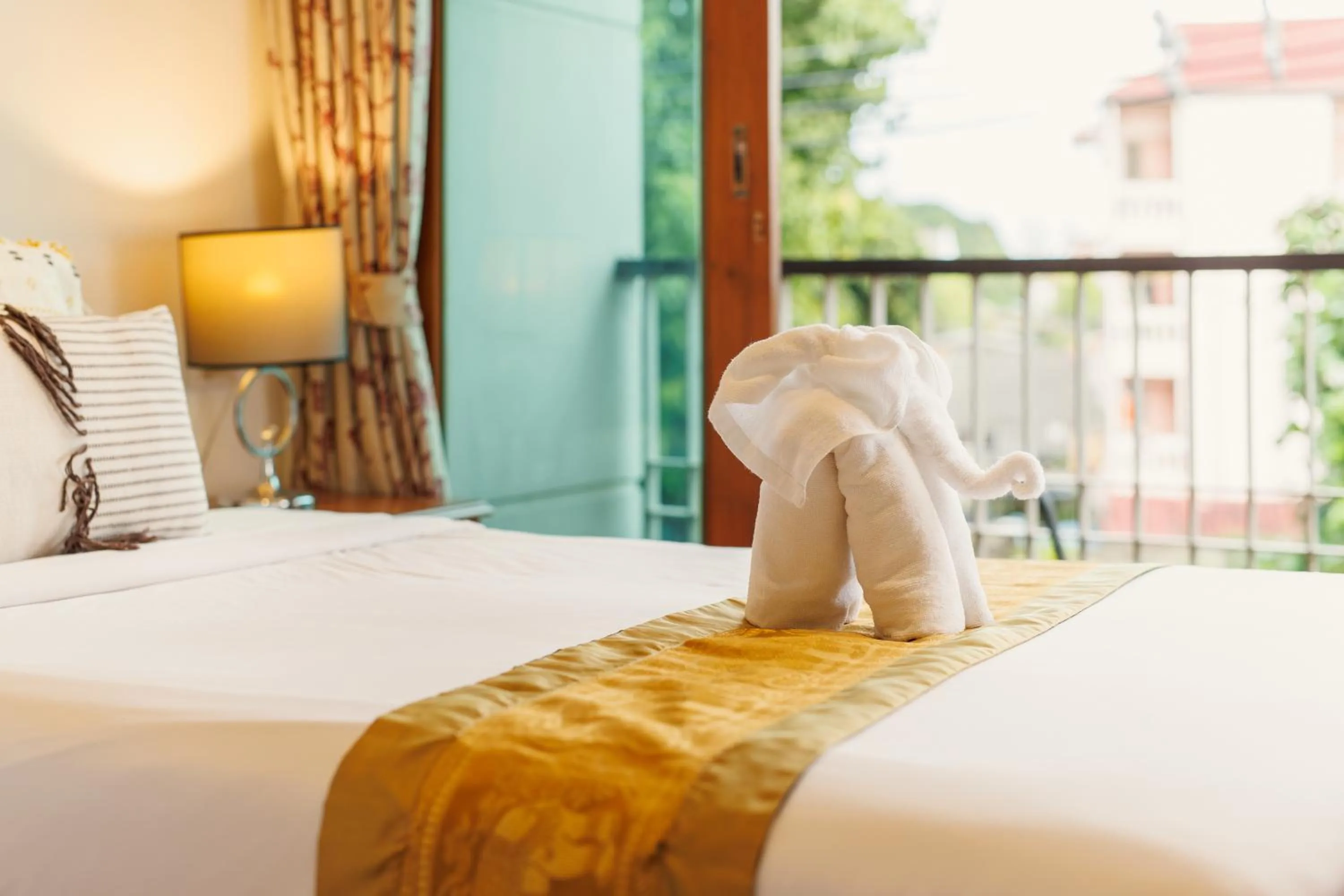 Bed in Rendezvous Classic House