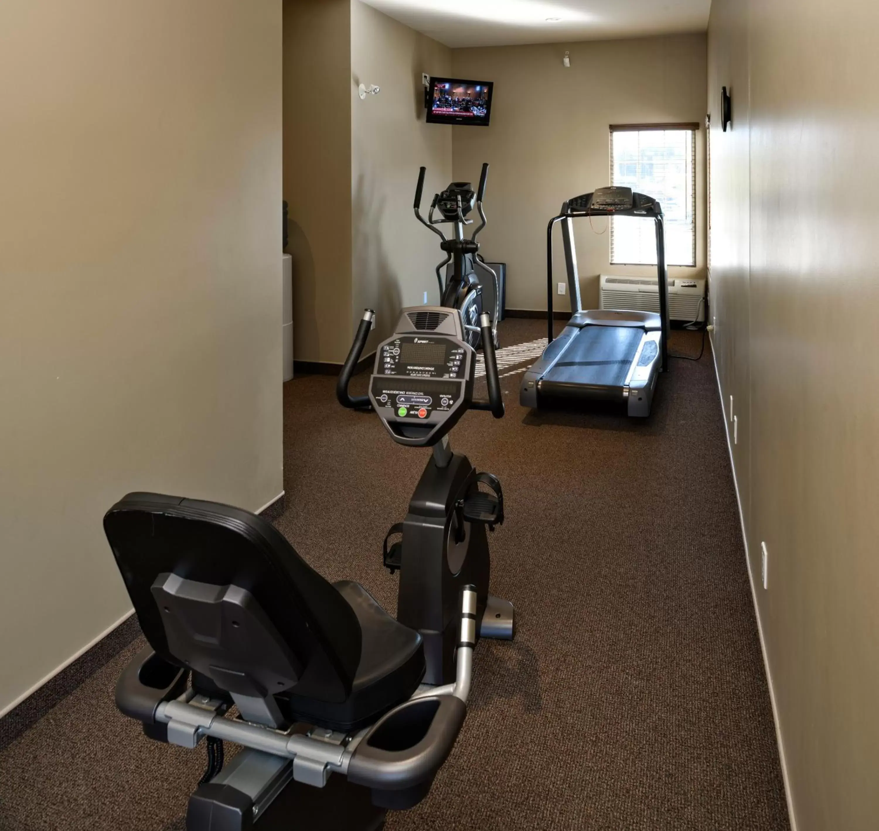 Fitness centre/facilities, Fitness Center/Facilities in Ramada by Wyndham Penticton Hotel & Suites