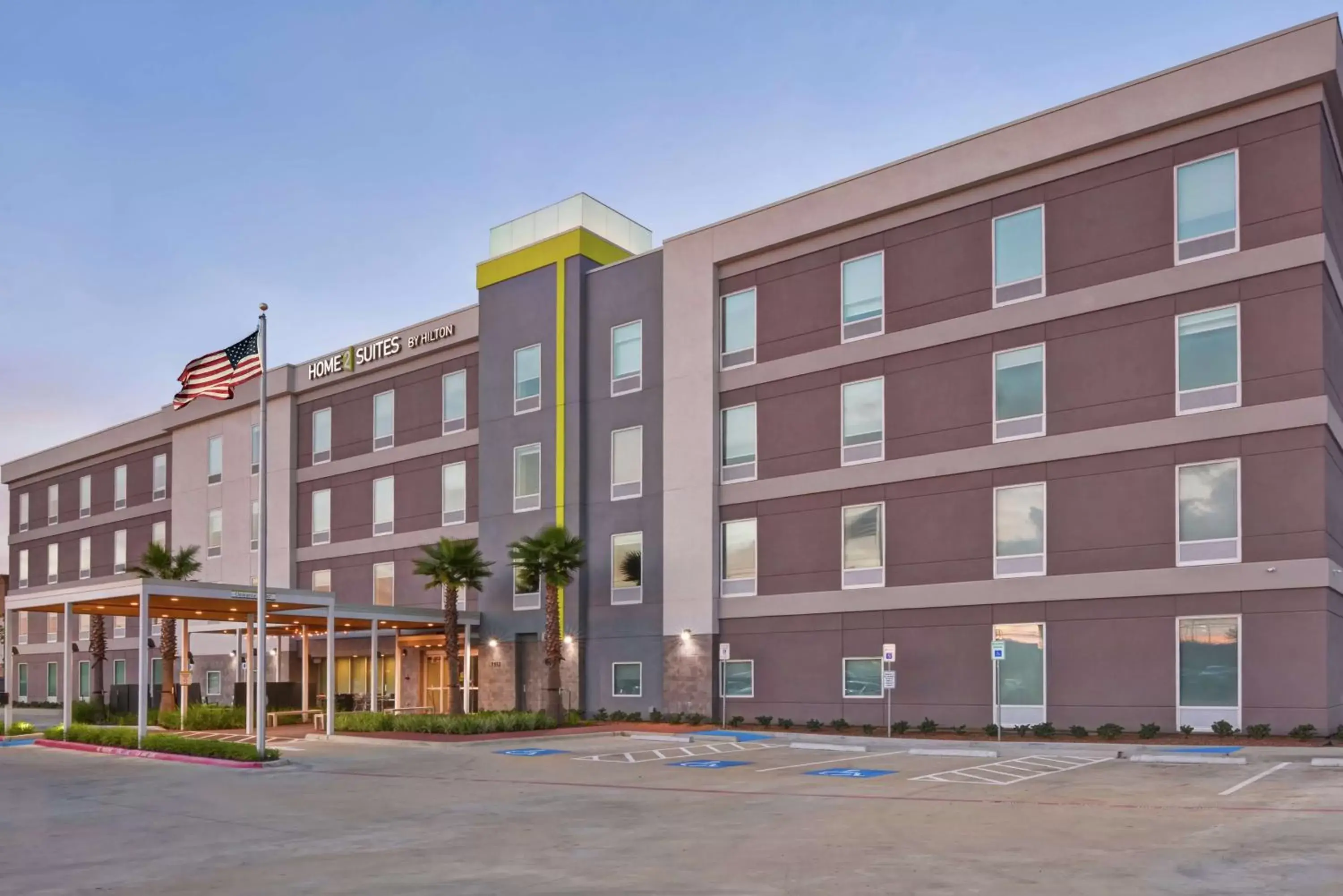 Property Building in Home2 Suites By Hilton Baytown