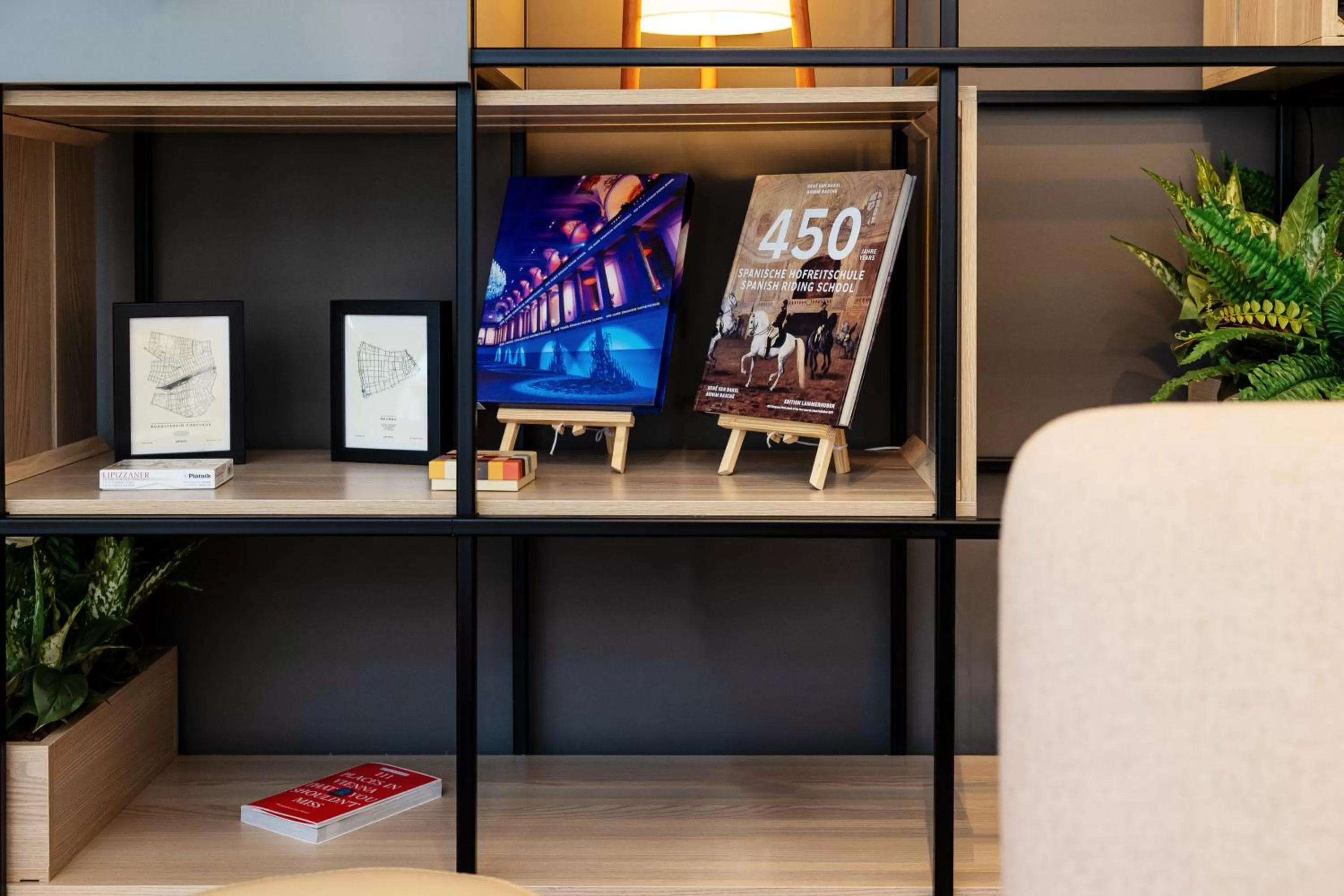 Lobby or reception in IntercityHotel Wien