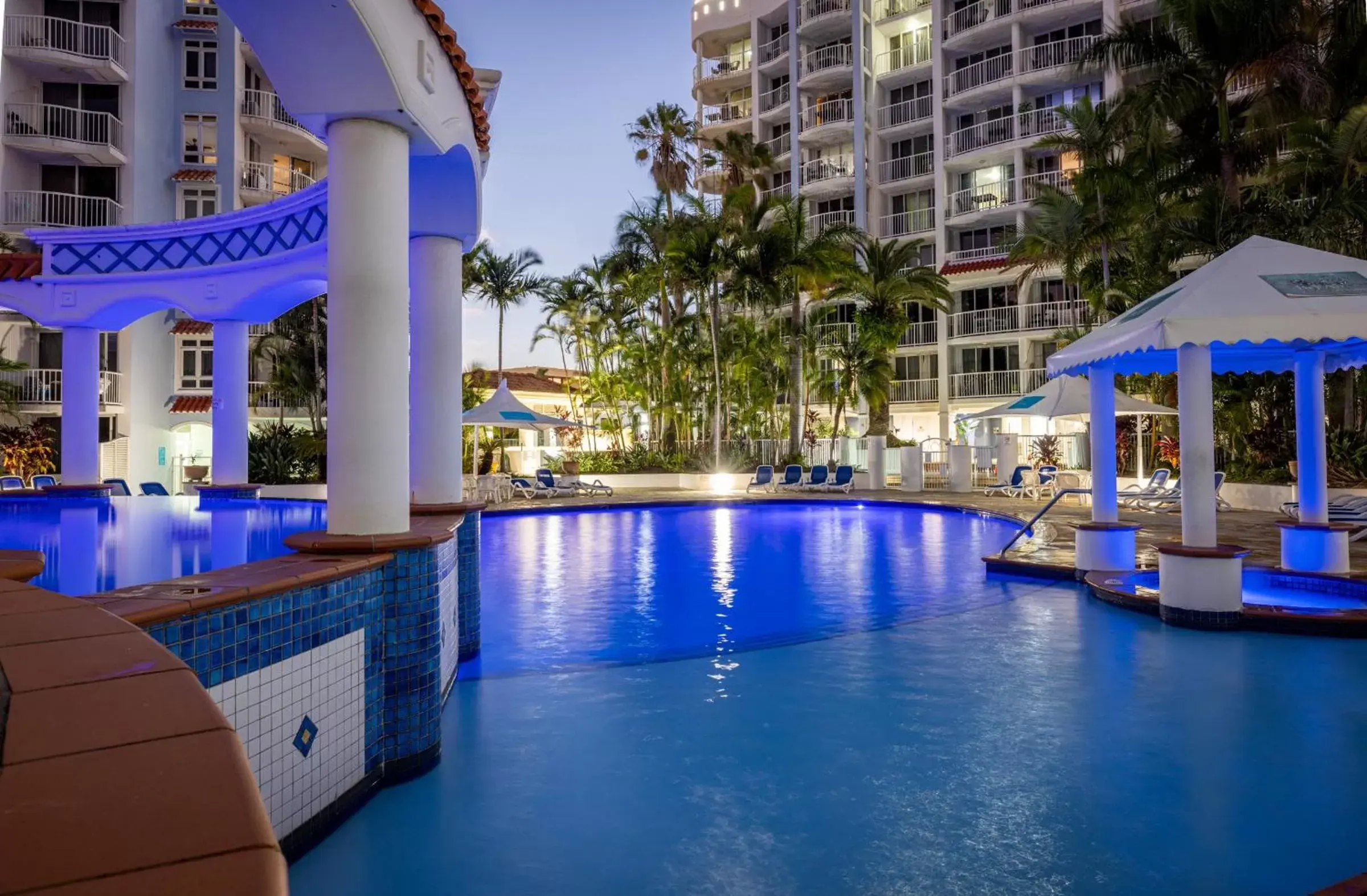 Swimming Pool in Bel Air on Broadbeach