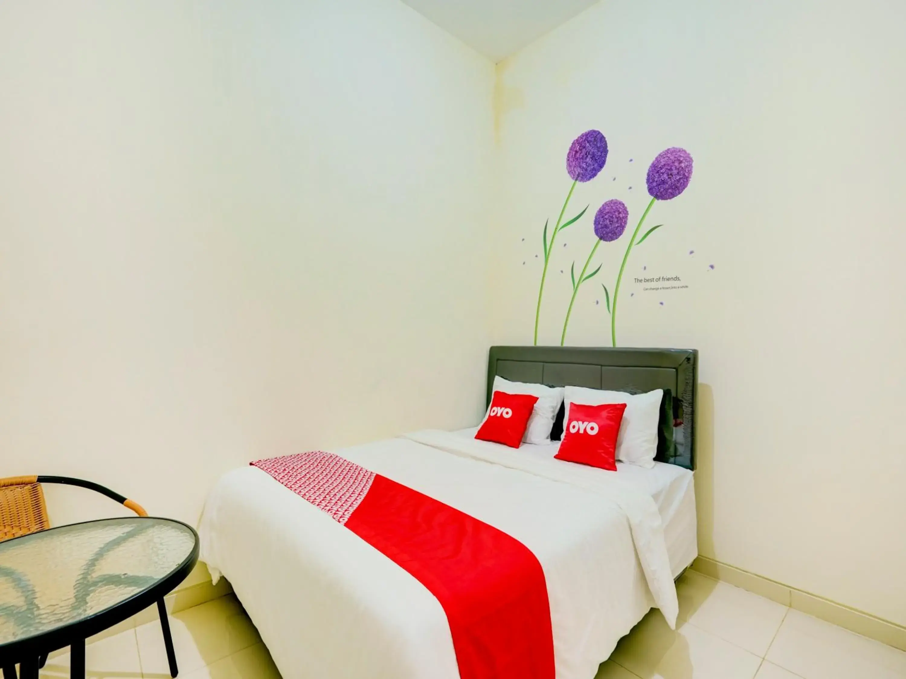 Bedroom, Bed in OYO 90173 Innapp Tenggilis Family Residence