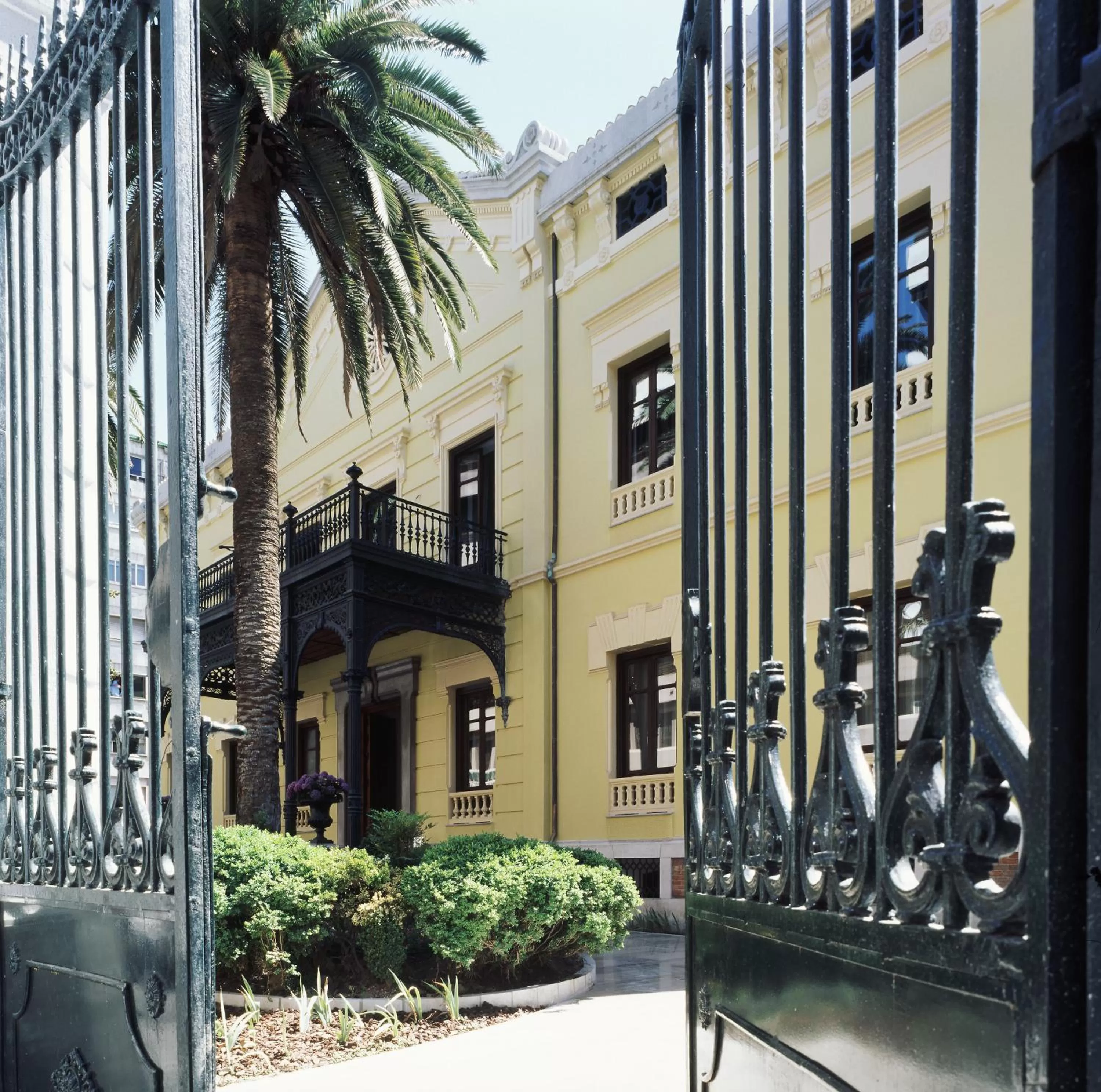 Facade/entrance in Hospes Palacio de los Patos, a Member of Design Hotels
