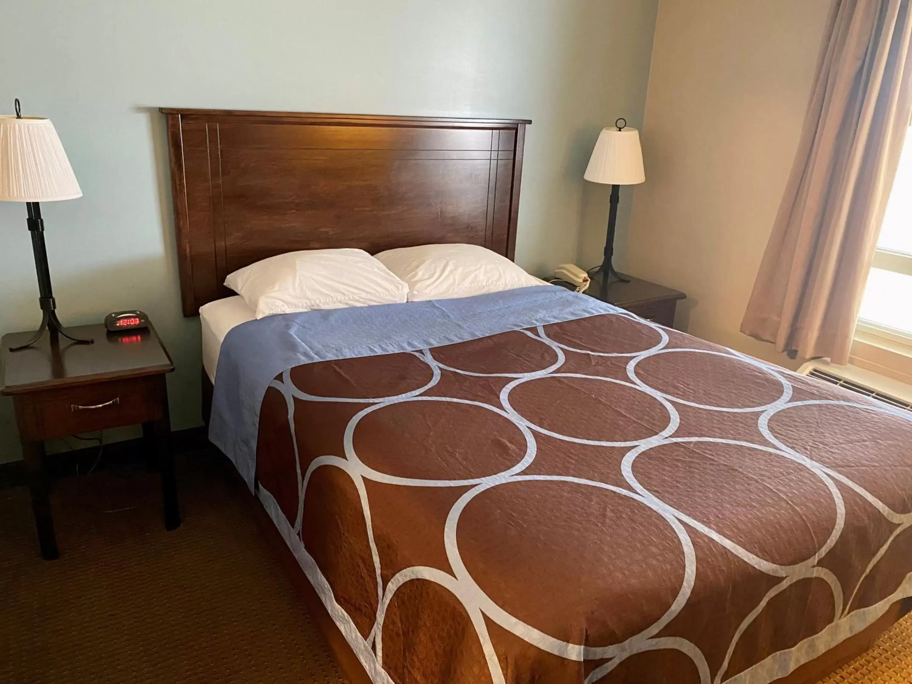 Bed in Super 8 by Wyndham Edmonton South