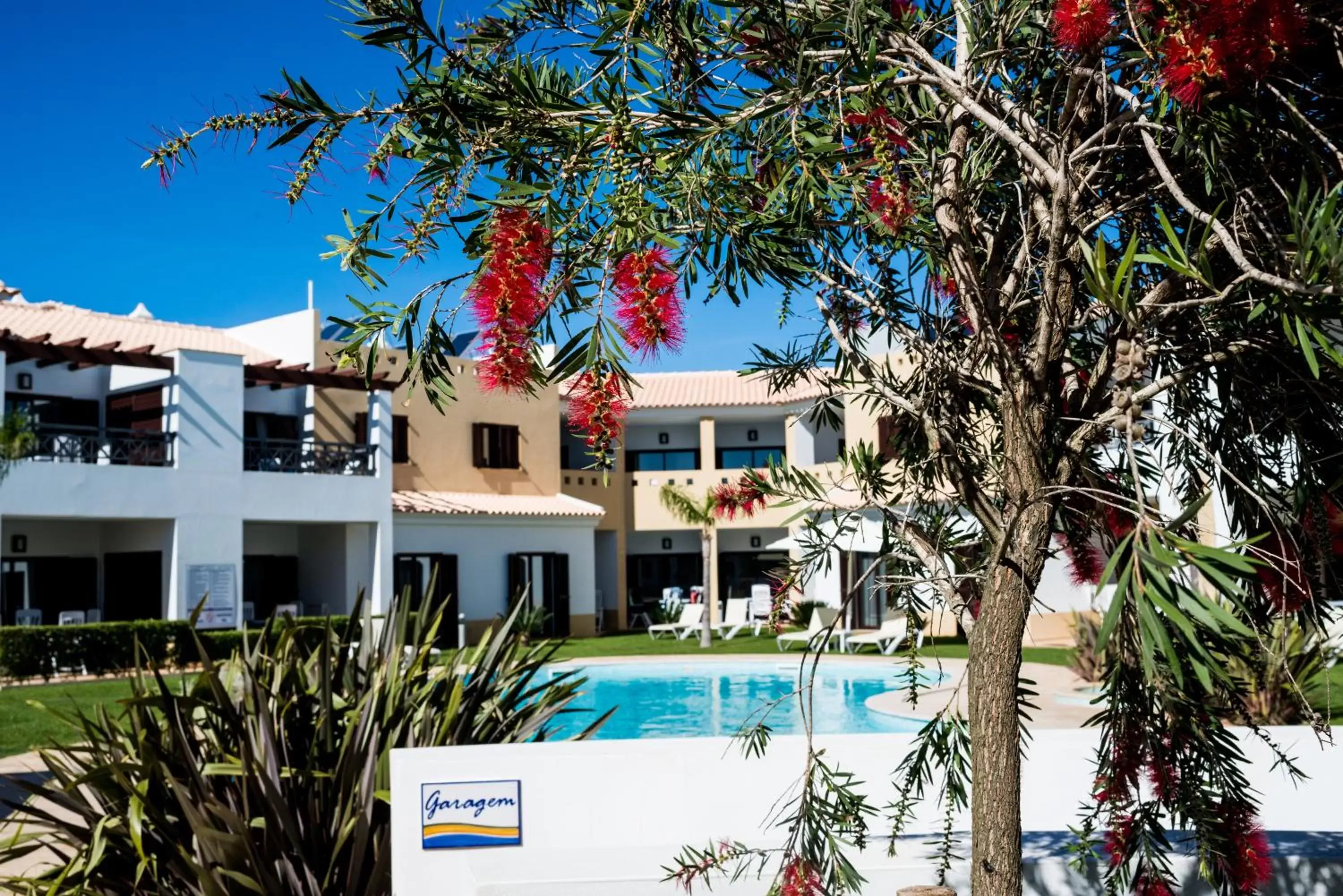 Swimming Pool in Sagres Time Apartamentos