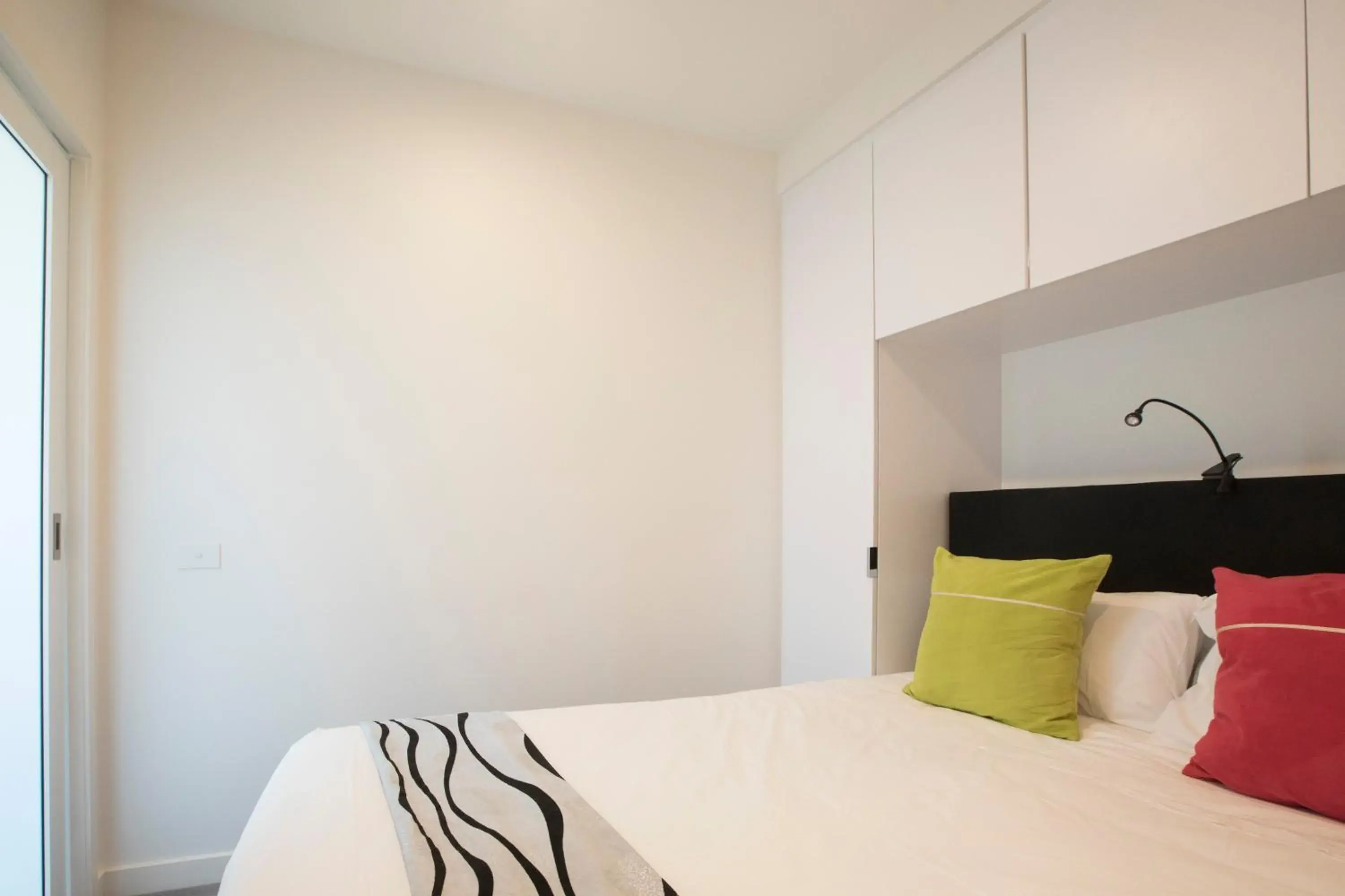 Bed in Platinum City Serviced Apartments