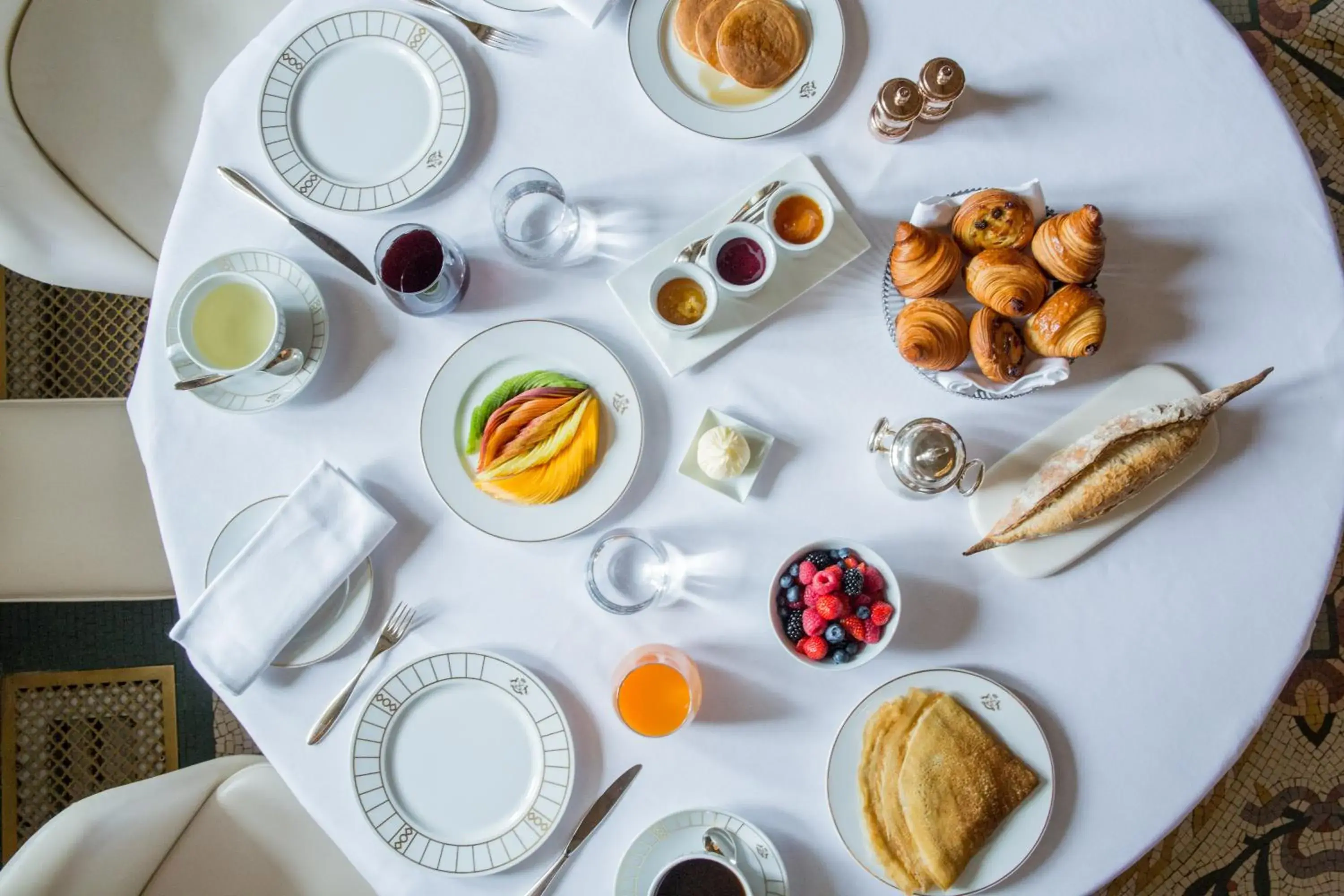 Continental breakfast, Food in Le Meurice - Dorchester Collection