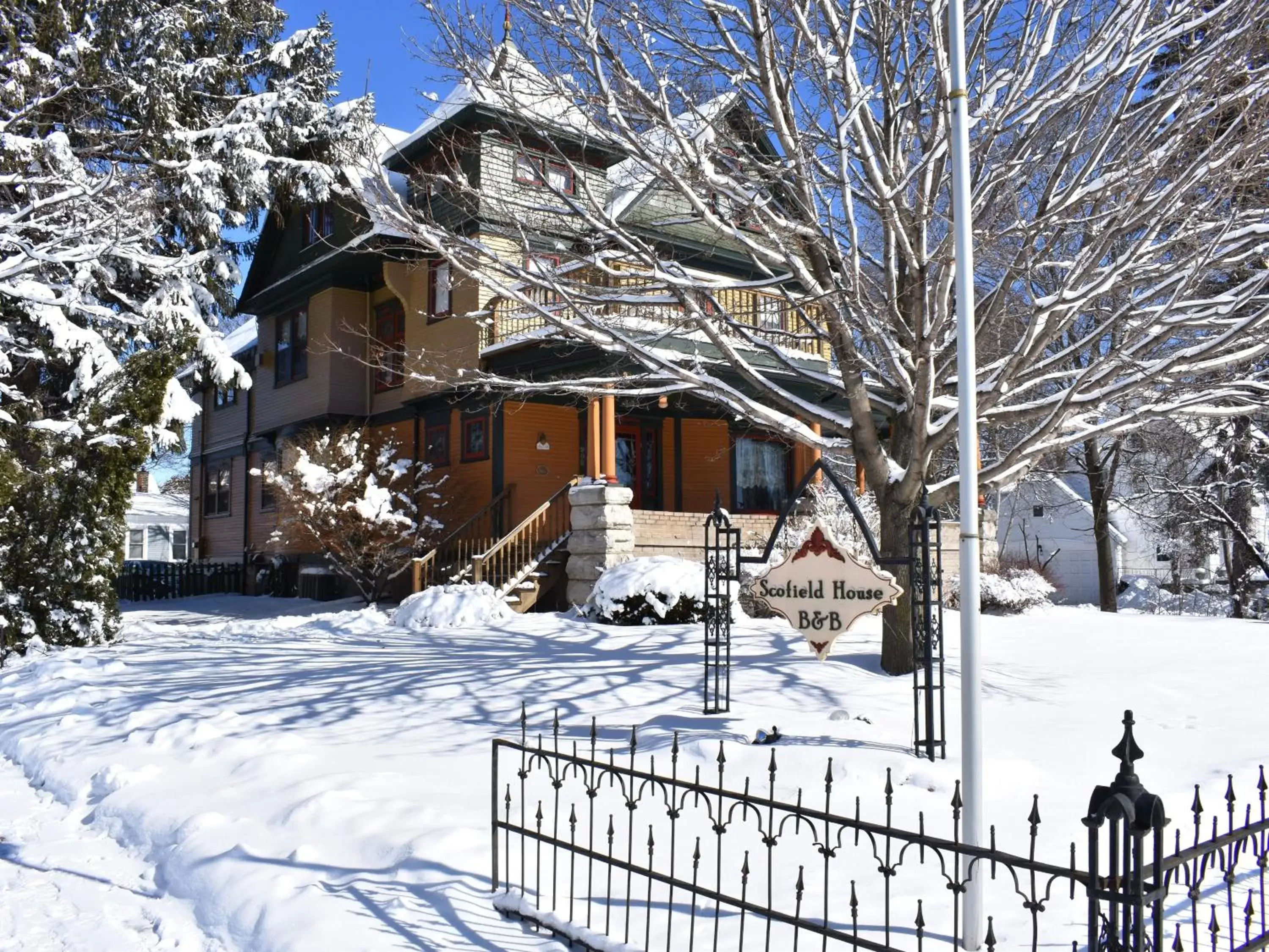 Property building, Winter in The Scofield House B&B