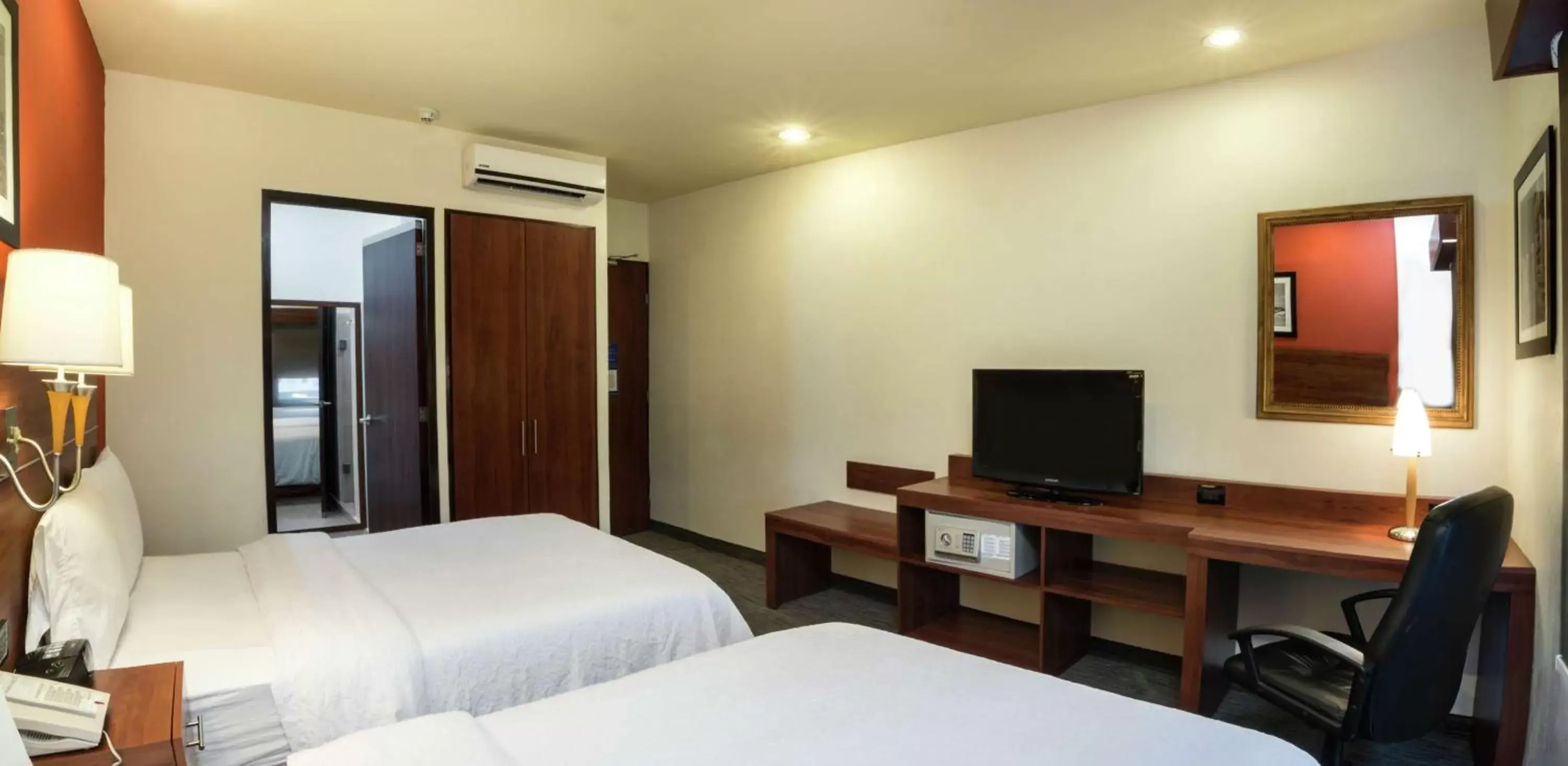 Bedroom, Bed in Hampton by Hilton San Juan del Rio Bedroom, Bed in Hampton by Hilton San Juan del Rio